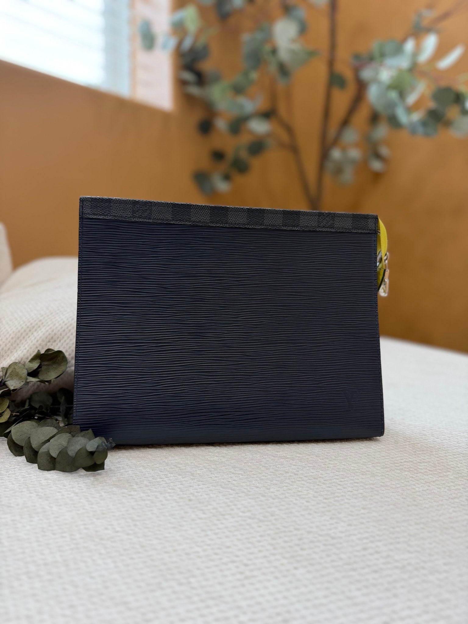 Louis Vuitton Navy Epi Water Ripple Discovery Pouch