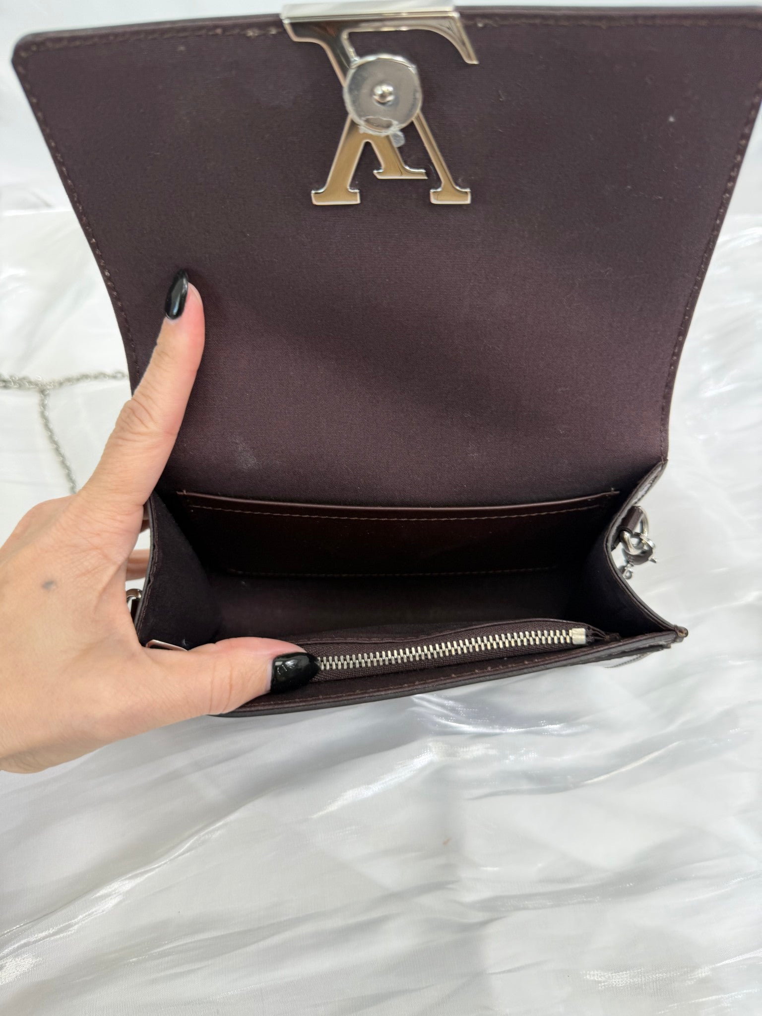 Louis Vuitton Burgundy Patent Leather Louise Chain Clutch PM