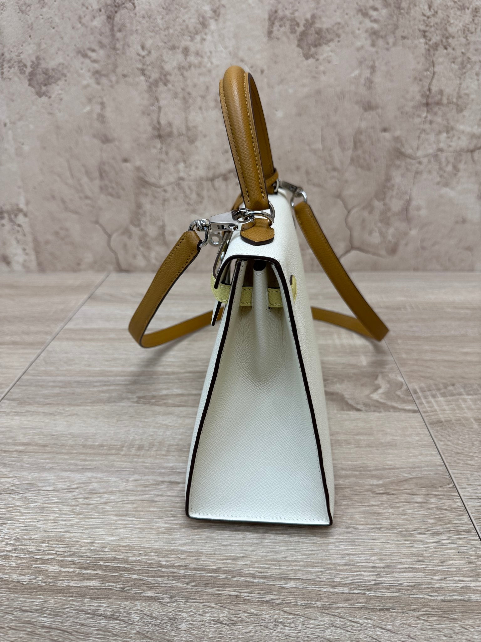 LIKE NEW- Hermes Tri-Color Epsom Leather Kelly Sellier 25