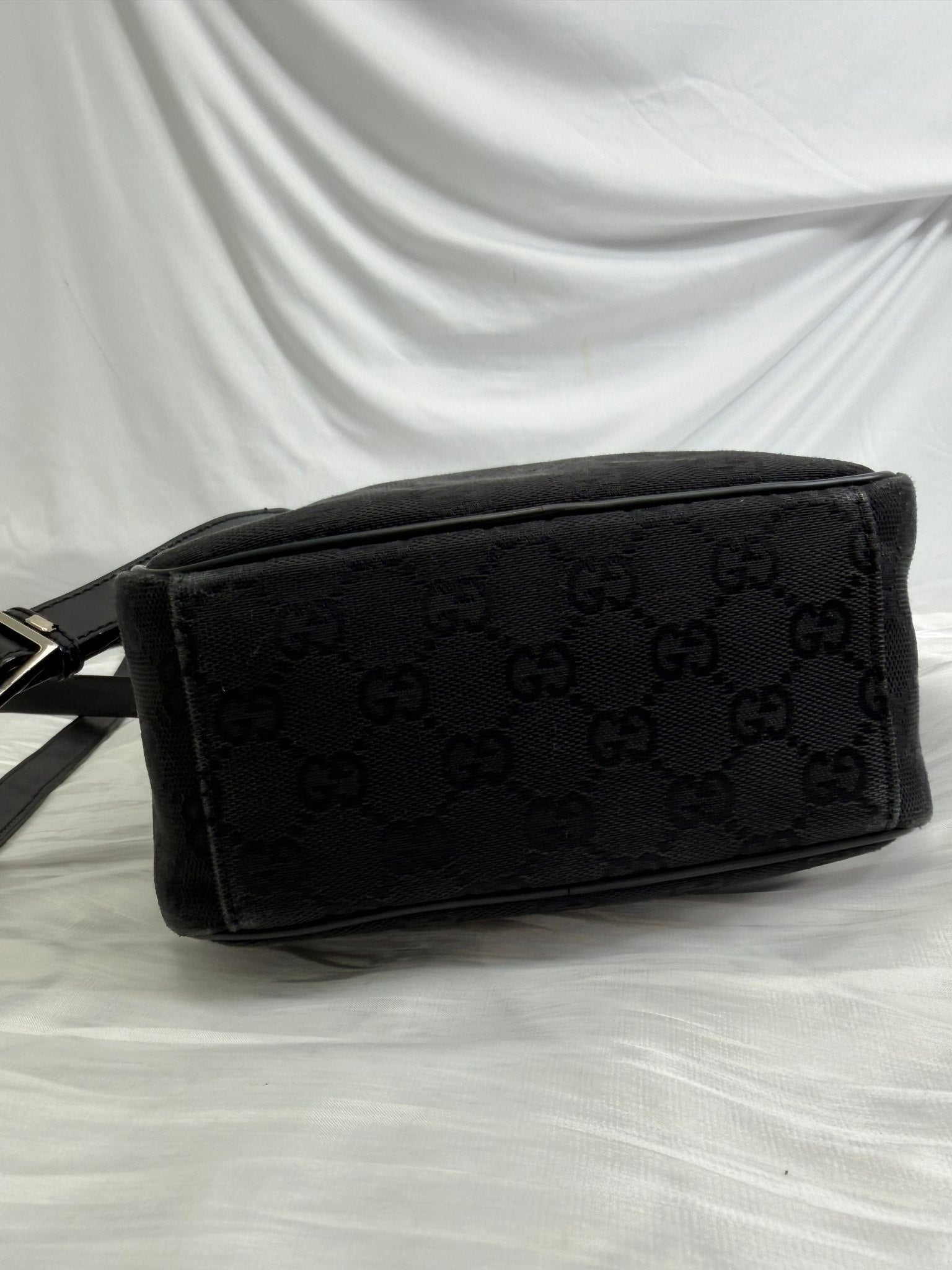 Gucci GG Black Canvas Messenger Bag