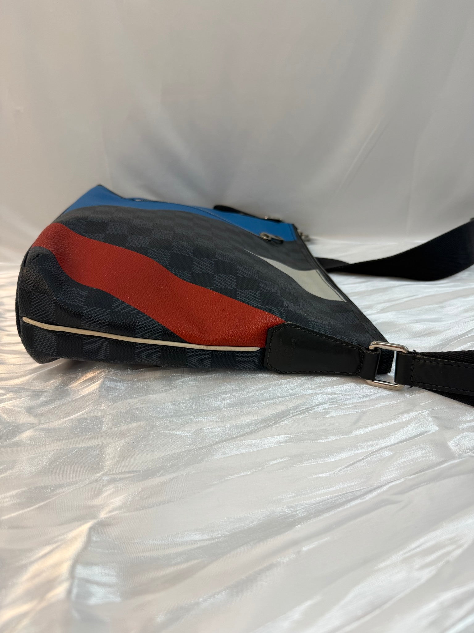 Louis Vuitton Damier Cobalt Regatta Mick PM Crossbody