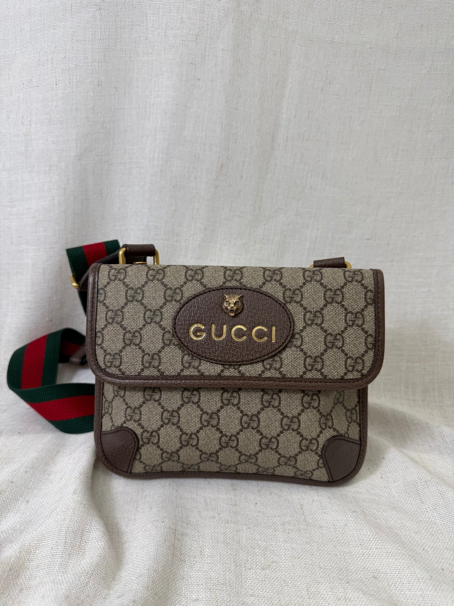 Gucci GG Supreme Neo Vintage Crossbody