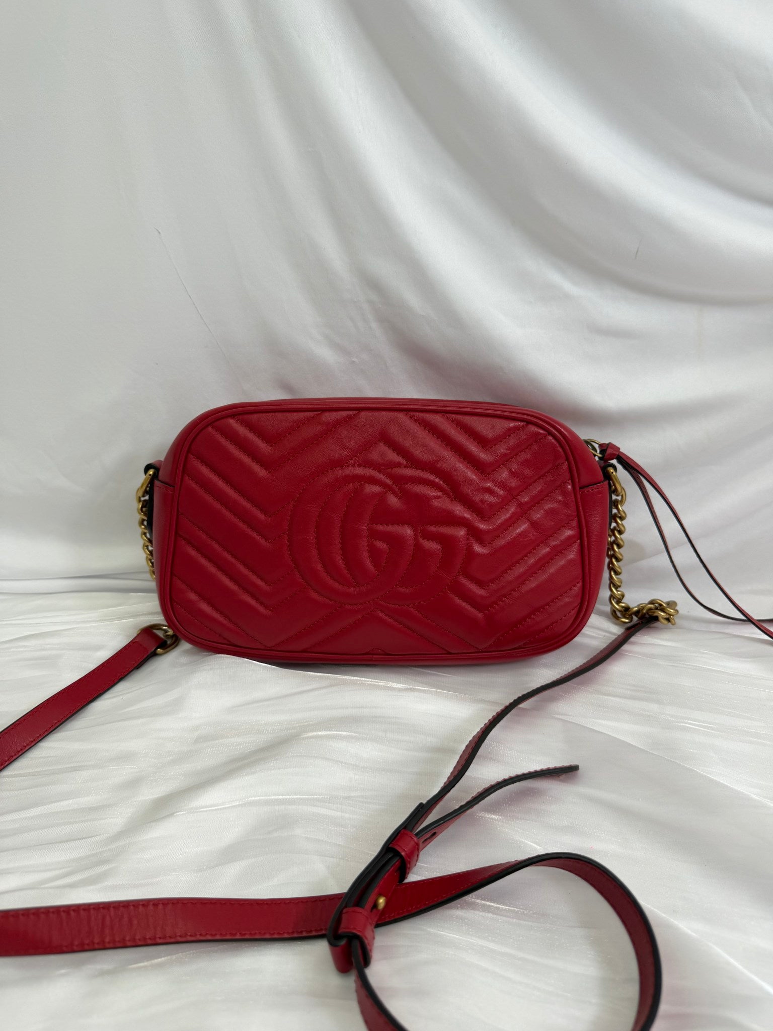 Gucci Red Chevron Quilted Leather GG Marmont Camera Bag