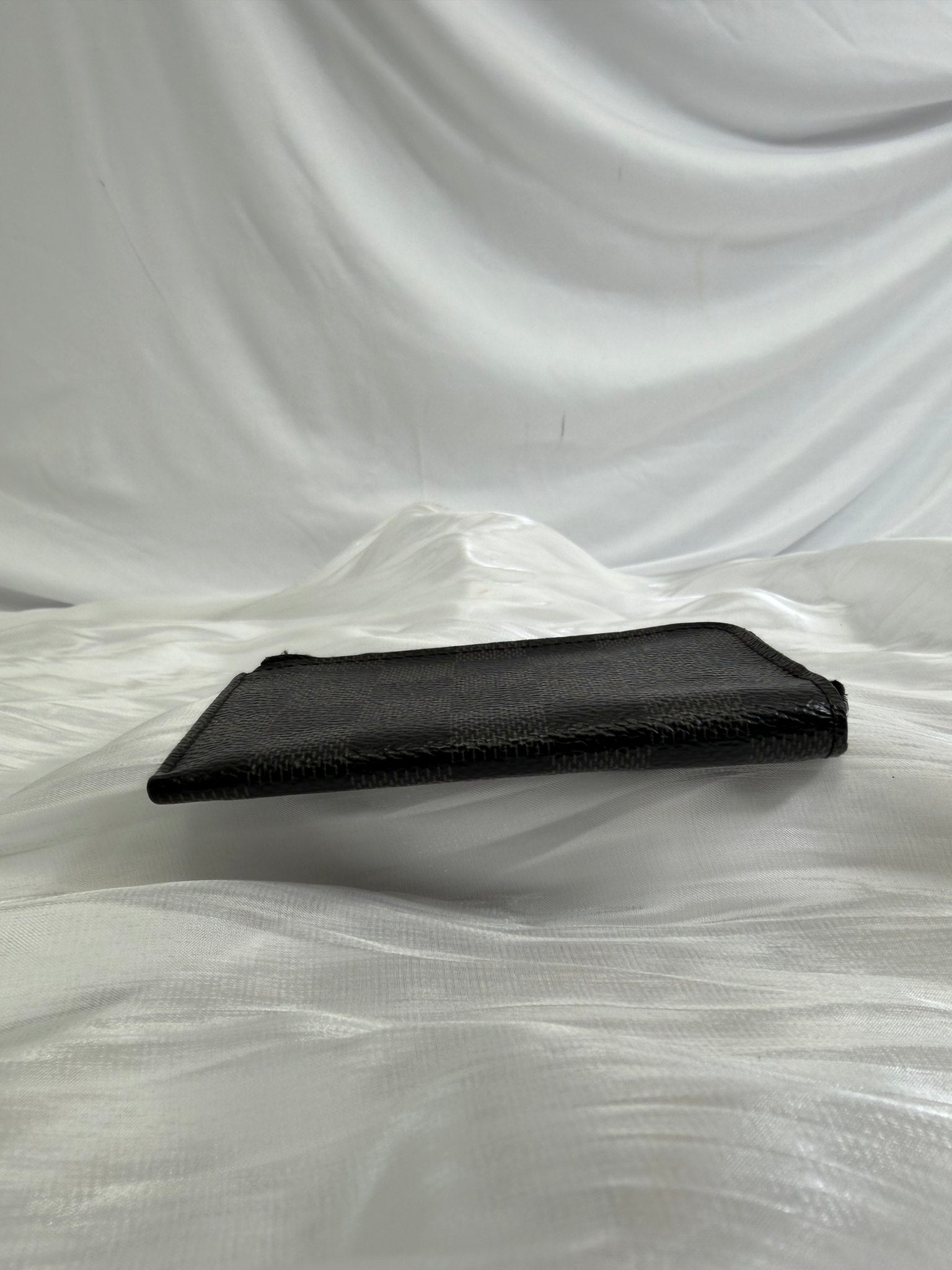 Louis Vuitton Damier Graphite Compact Zippy Wallet