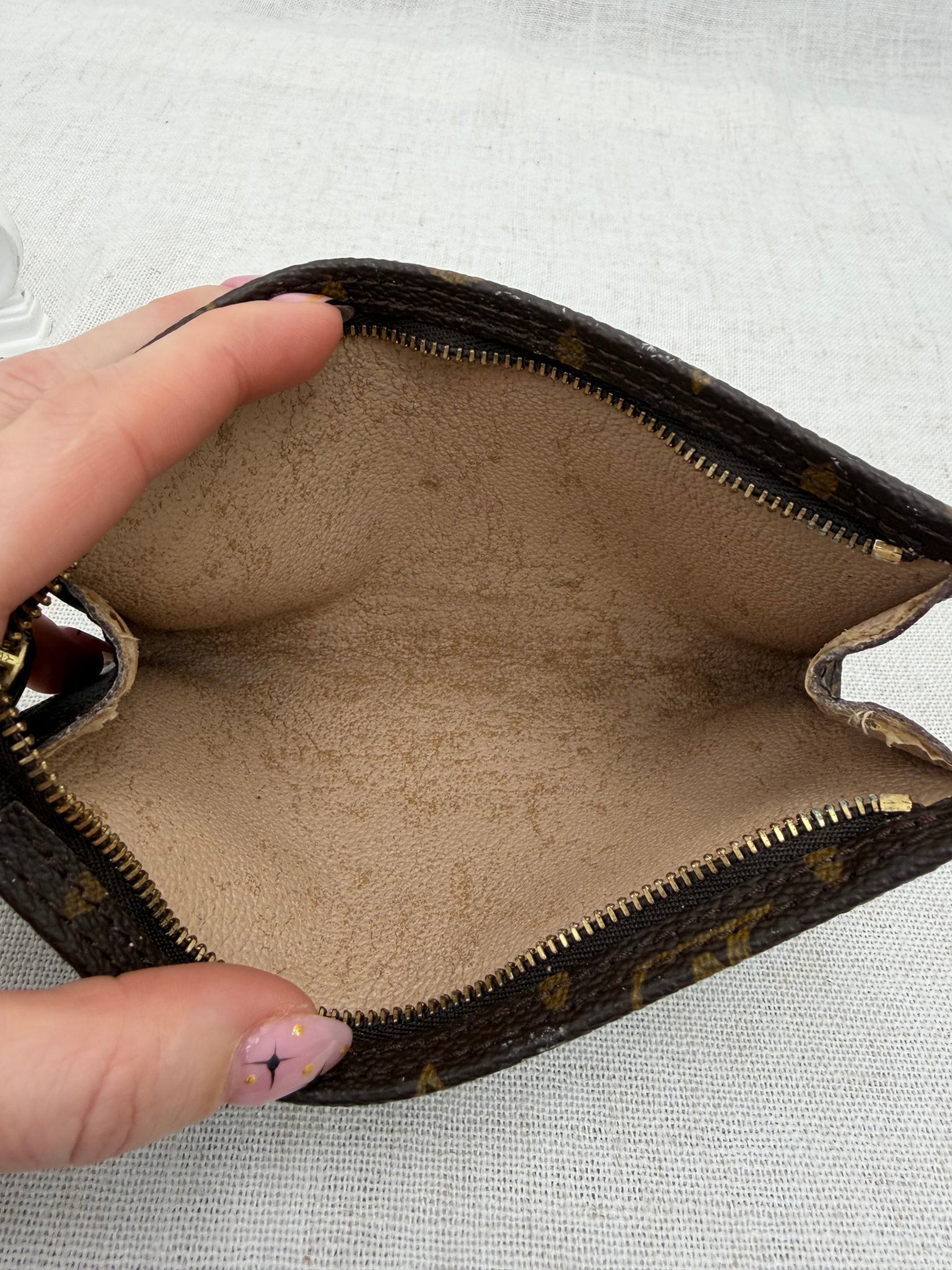 Louis Vuitton Monogram Bucket Pouch