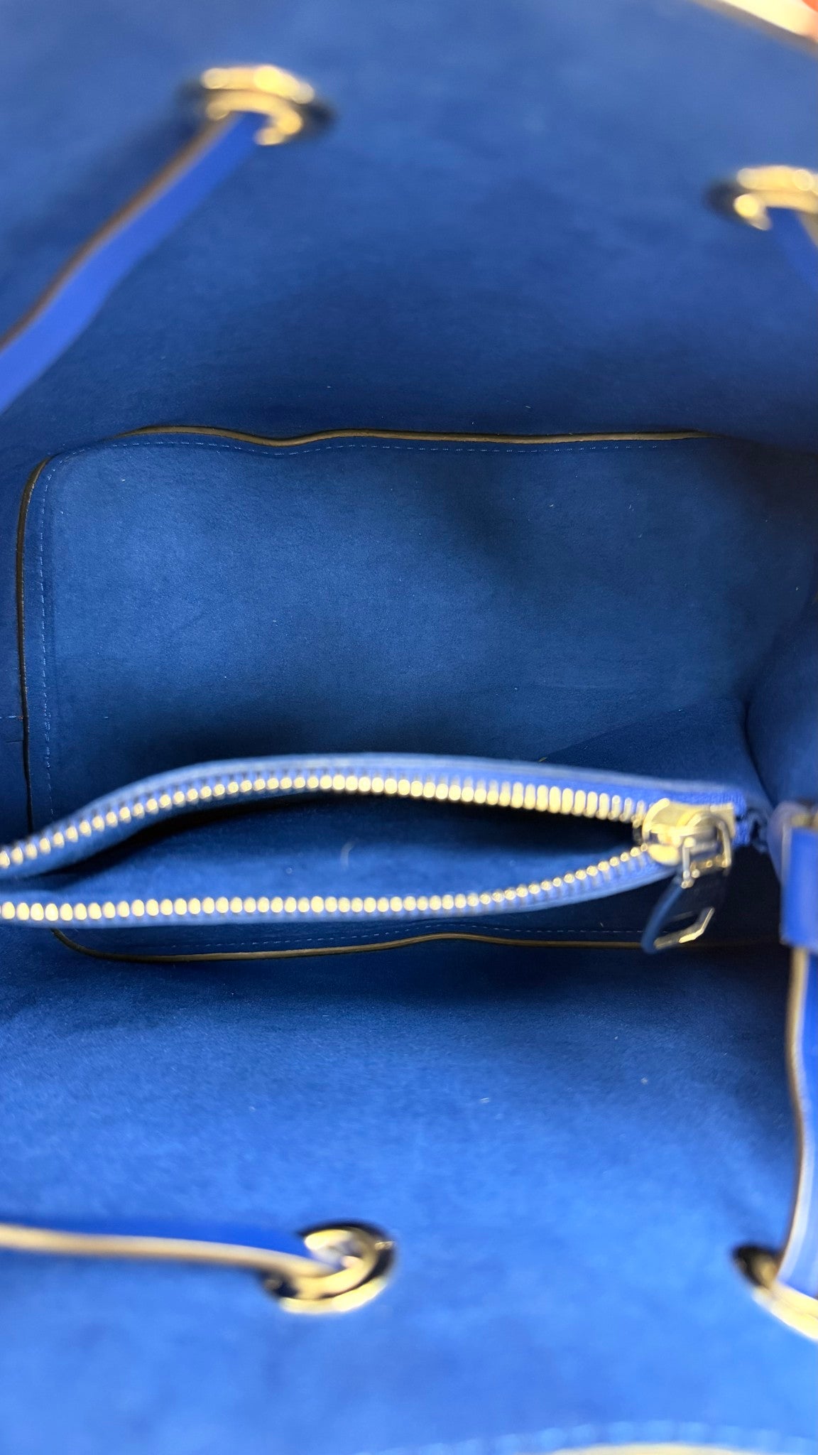 LIKE NEW - Louis Vuitton Red & Blue Epi Leather NeoNoe MM