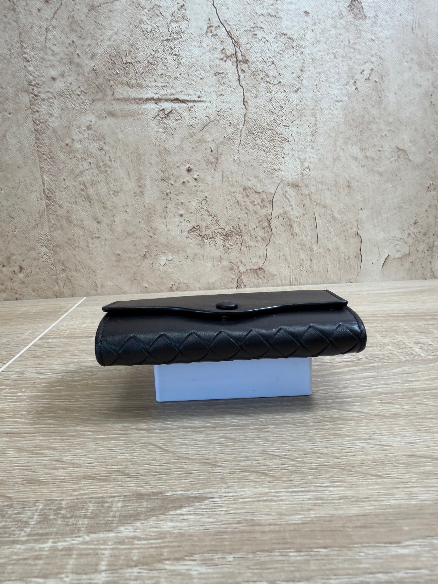 https://res.cloudinary.com/dyql5hig8/image/upload/v1759263298/e8ugloh6ukb7tbo8oxax.jpg