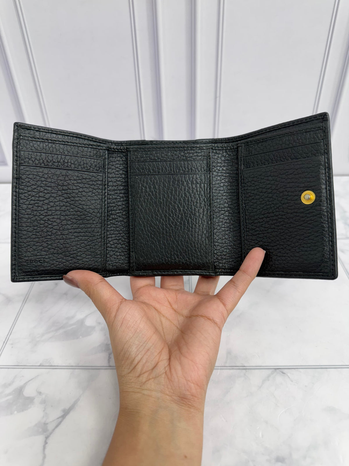 Gucci Black Grained Leather Compact Wallet