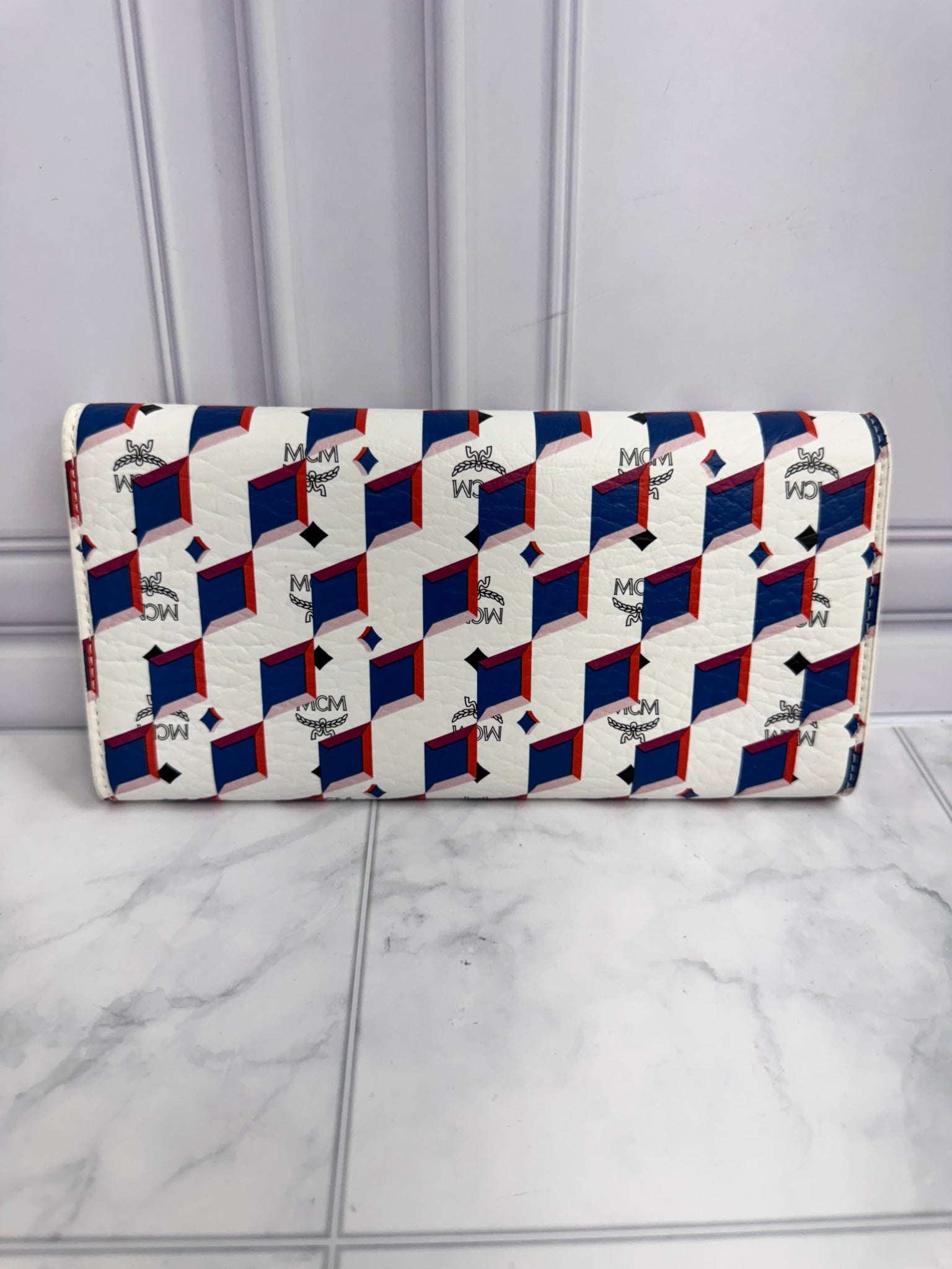MCM White Visetos Leather Multicolor Diamond Long Wallet