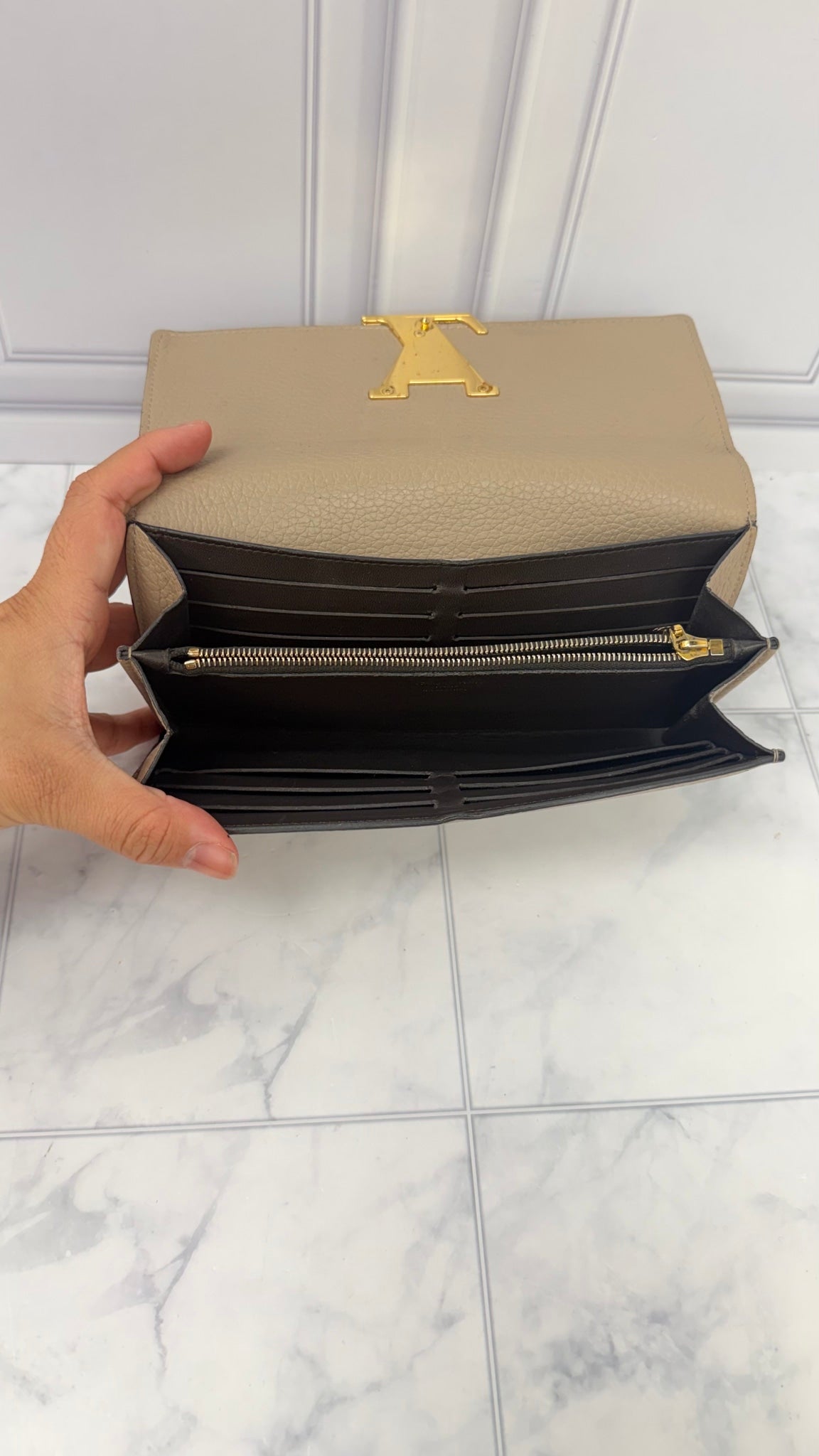 Louis Vuitton Taupe Taurillon Leather Capucines Long Wallet