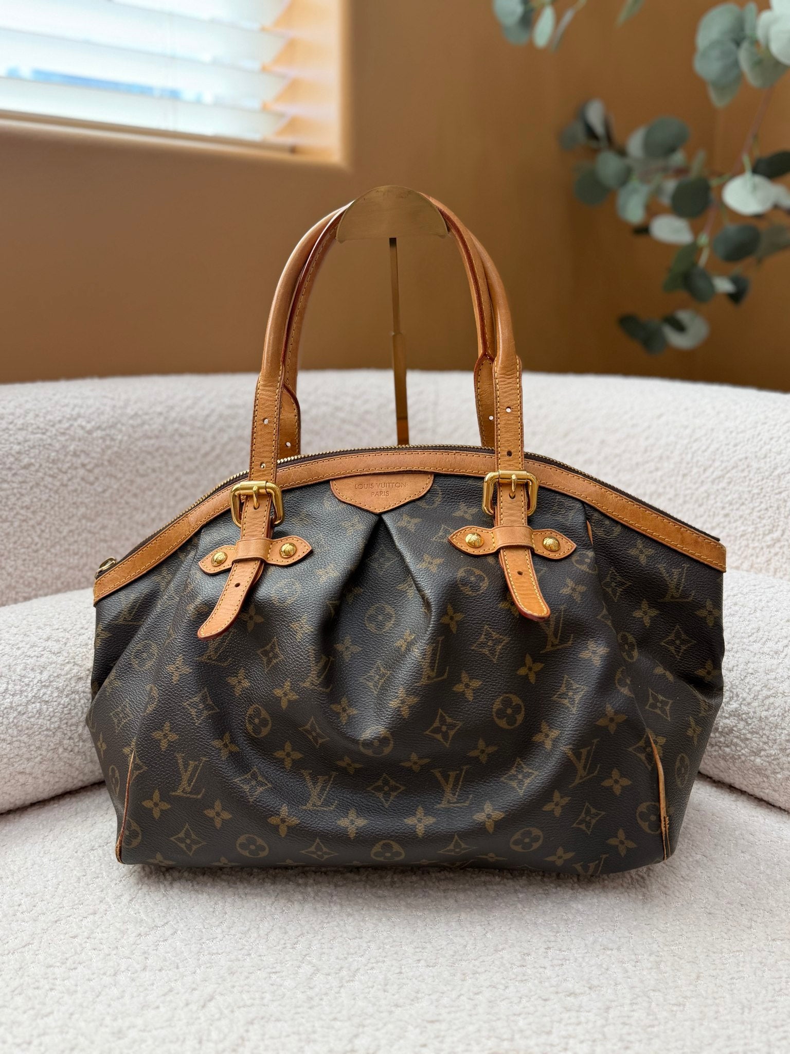 Louis Vuitton Monogram Tivoli GM