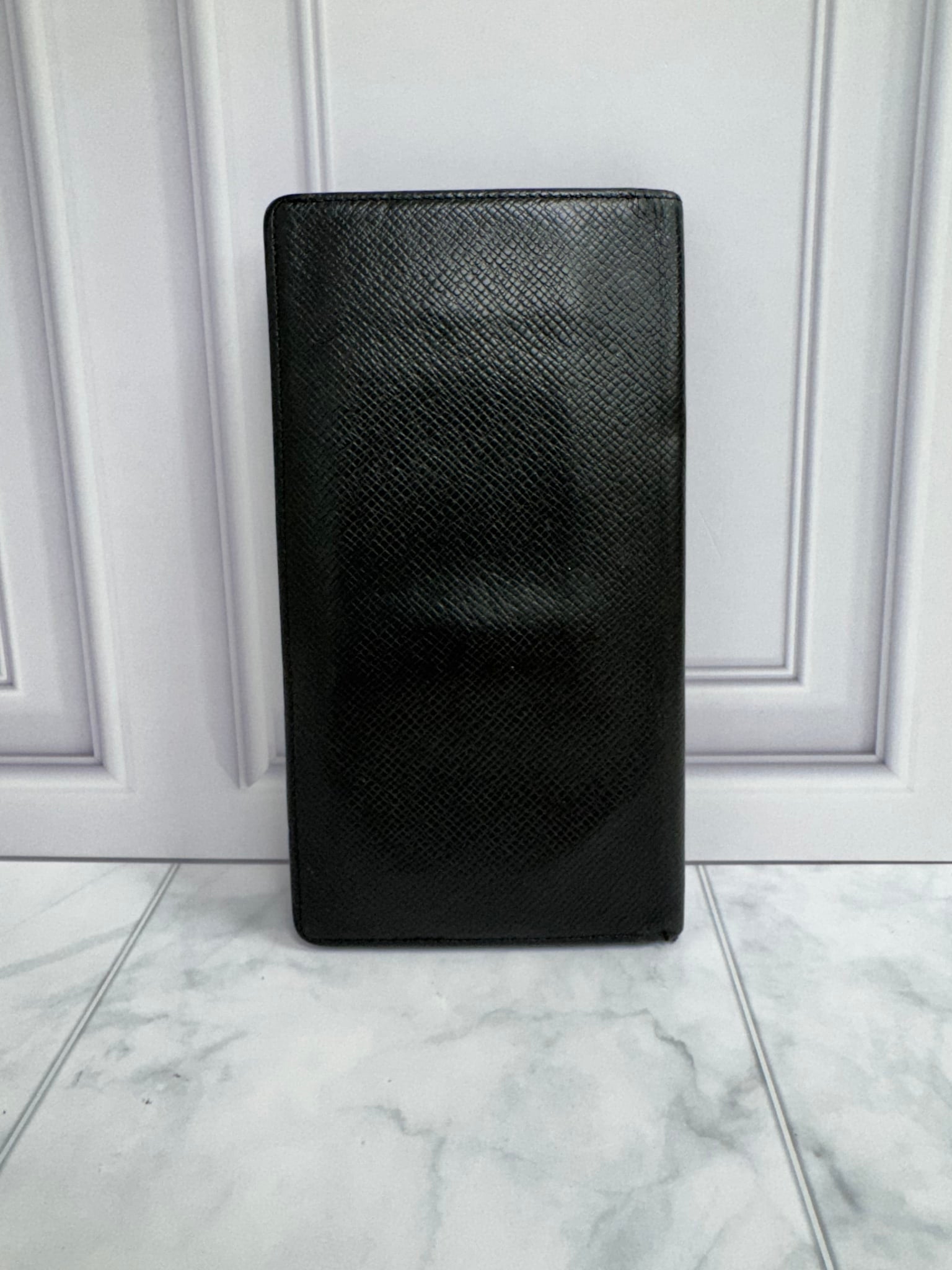 Louis Vuitton Black Taige Leasther Long Wallet