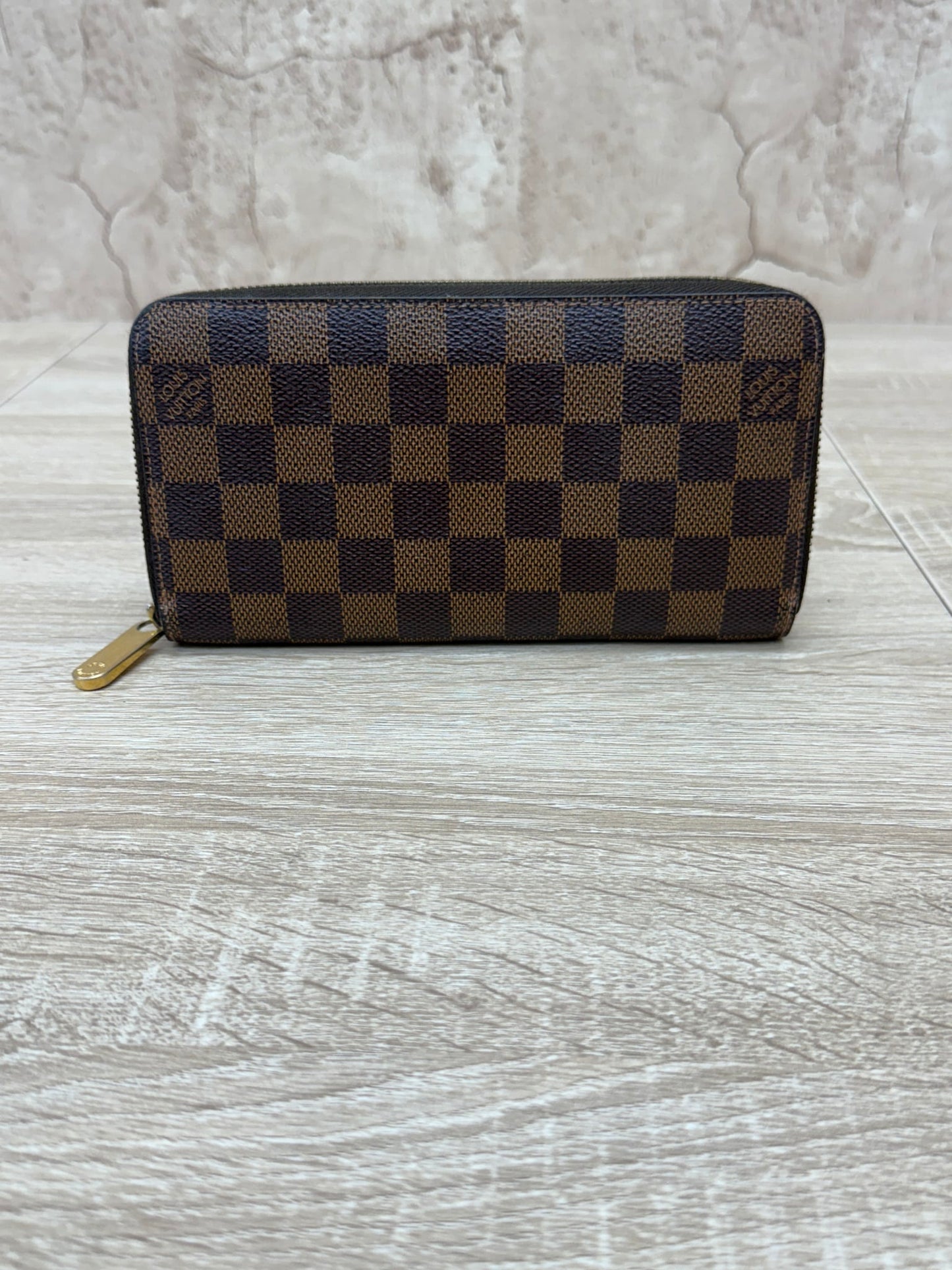 Louis Vuitton Damier Ebene Zippy Wallet