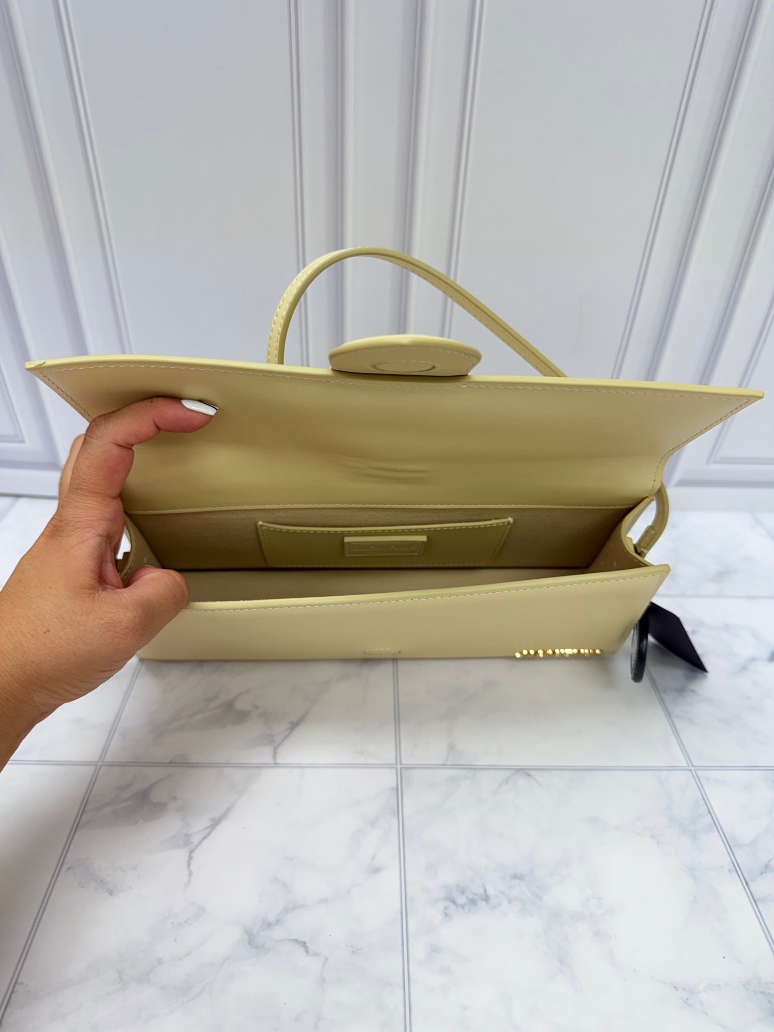 BRAND NEW - Jacquemus Creme Leather Le Bambino Long Shoulder Bag