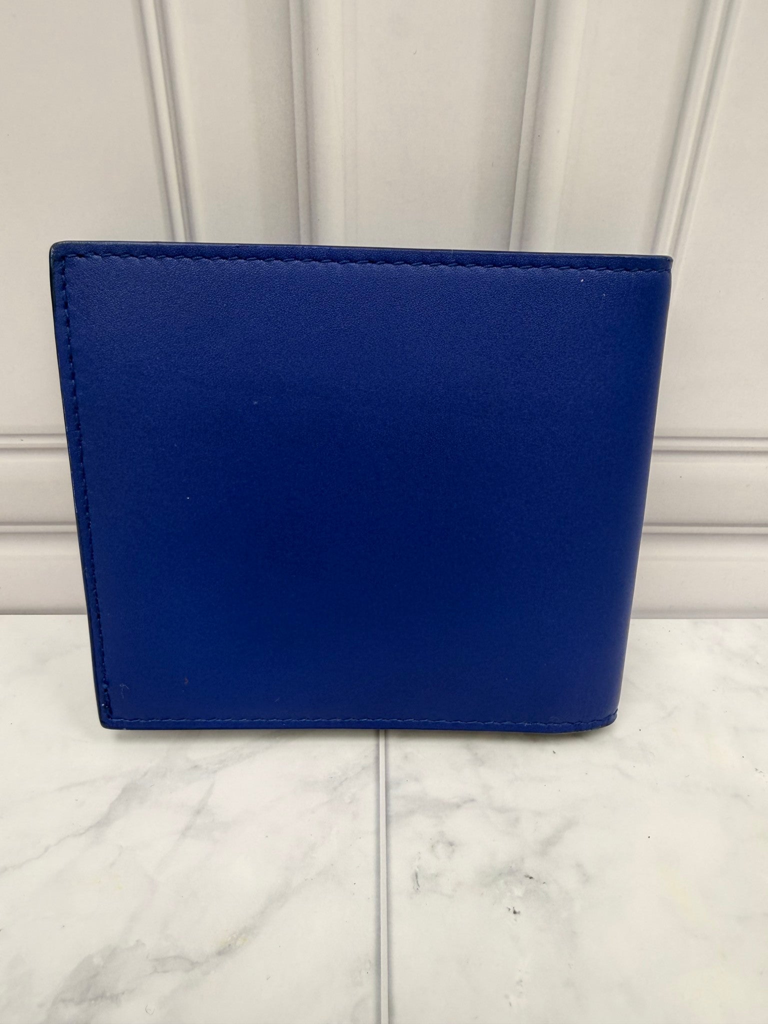 BRAND NEW Burberry Blue Leather Bifold Wallet