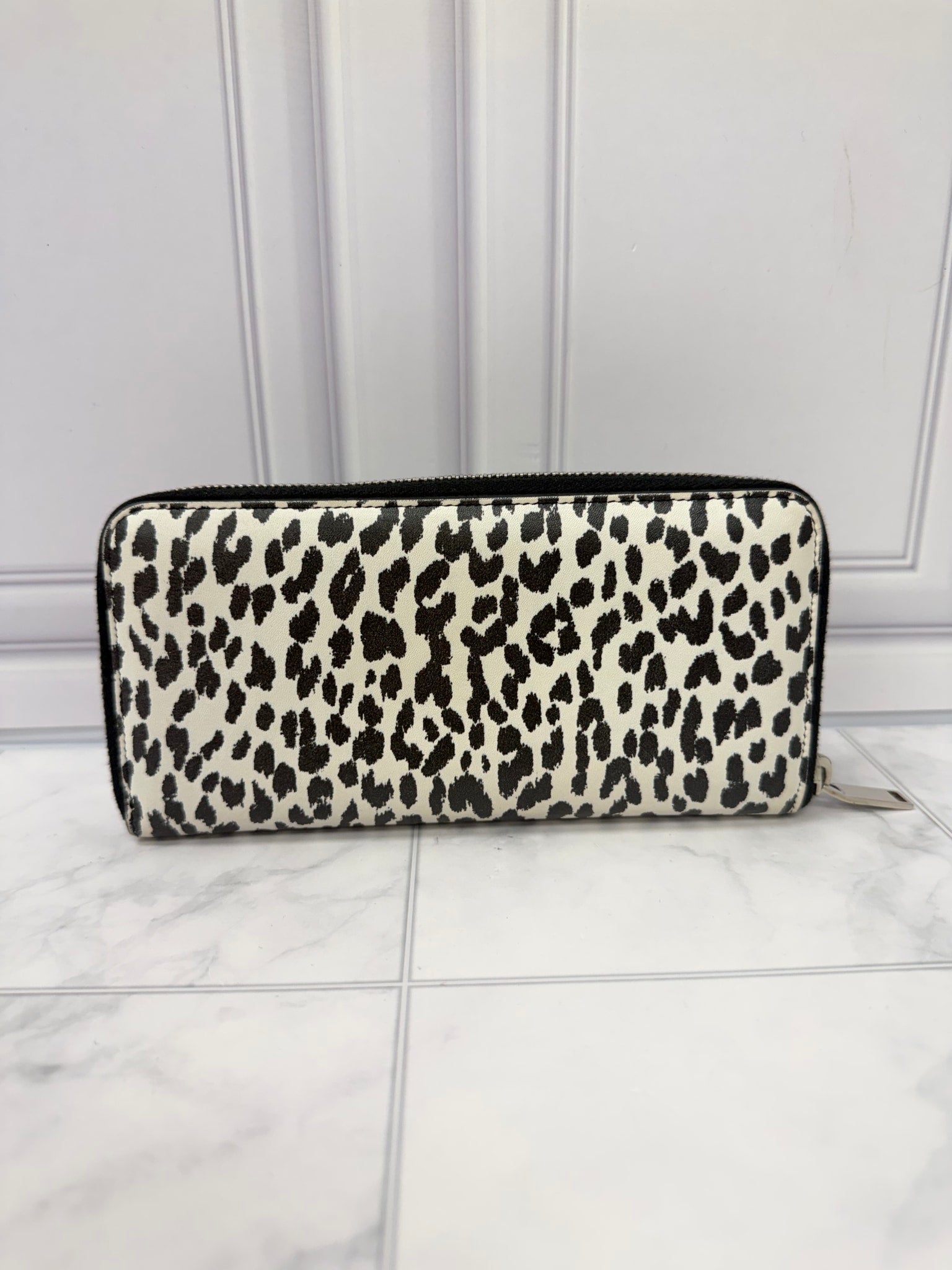 Saint Laurent YSL White And Black Leather Leopard Print Zippy Wallet