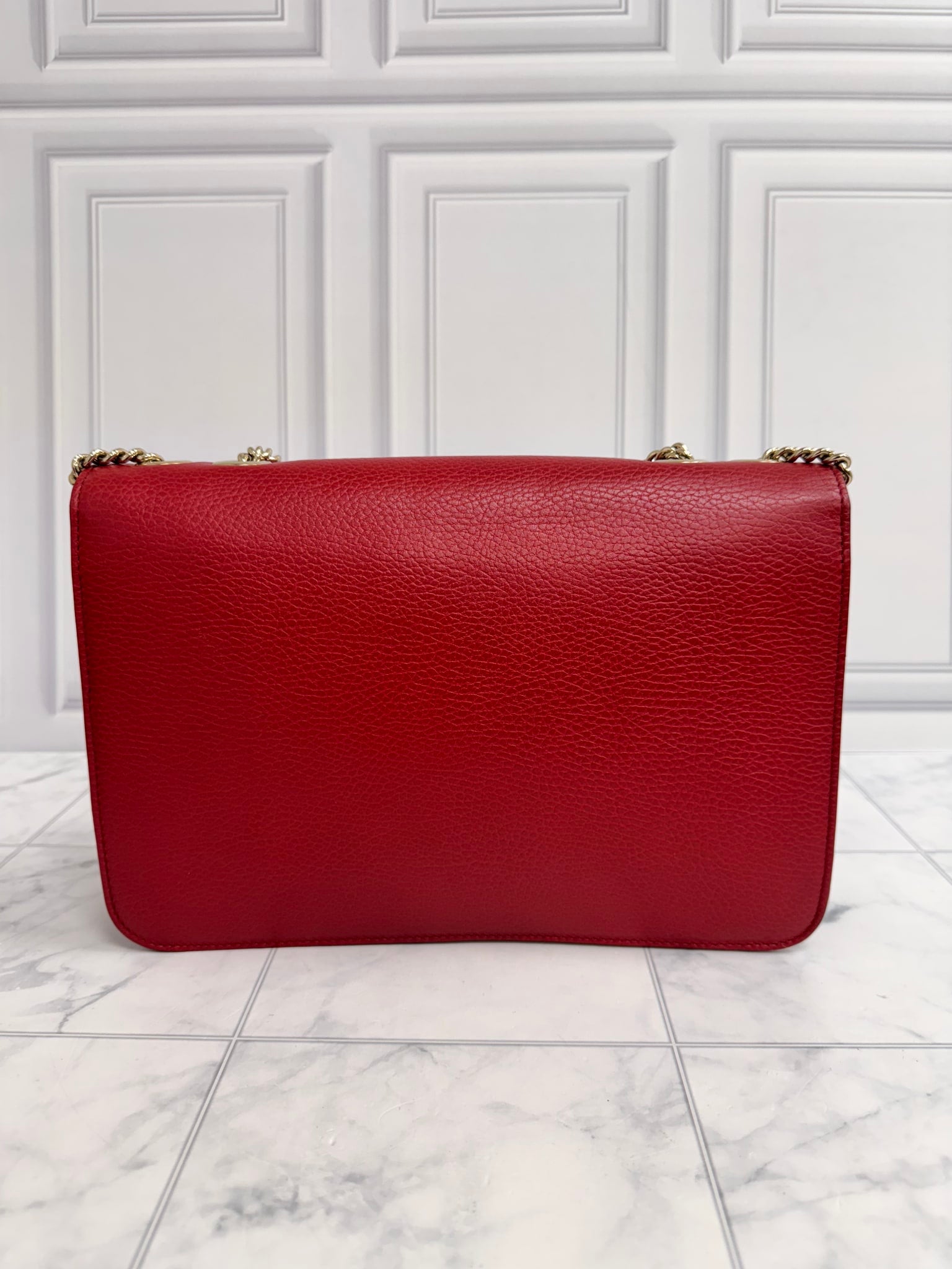 LIKE NEW - Gucci Red Grained Leather Interlocking G Medium Chain Shoulder Bag