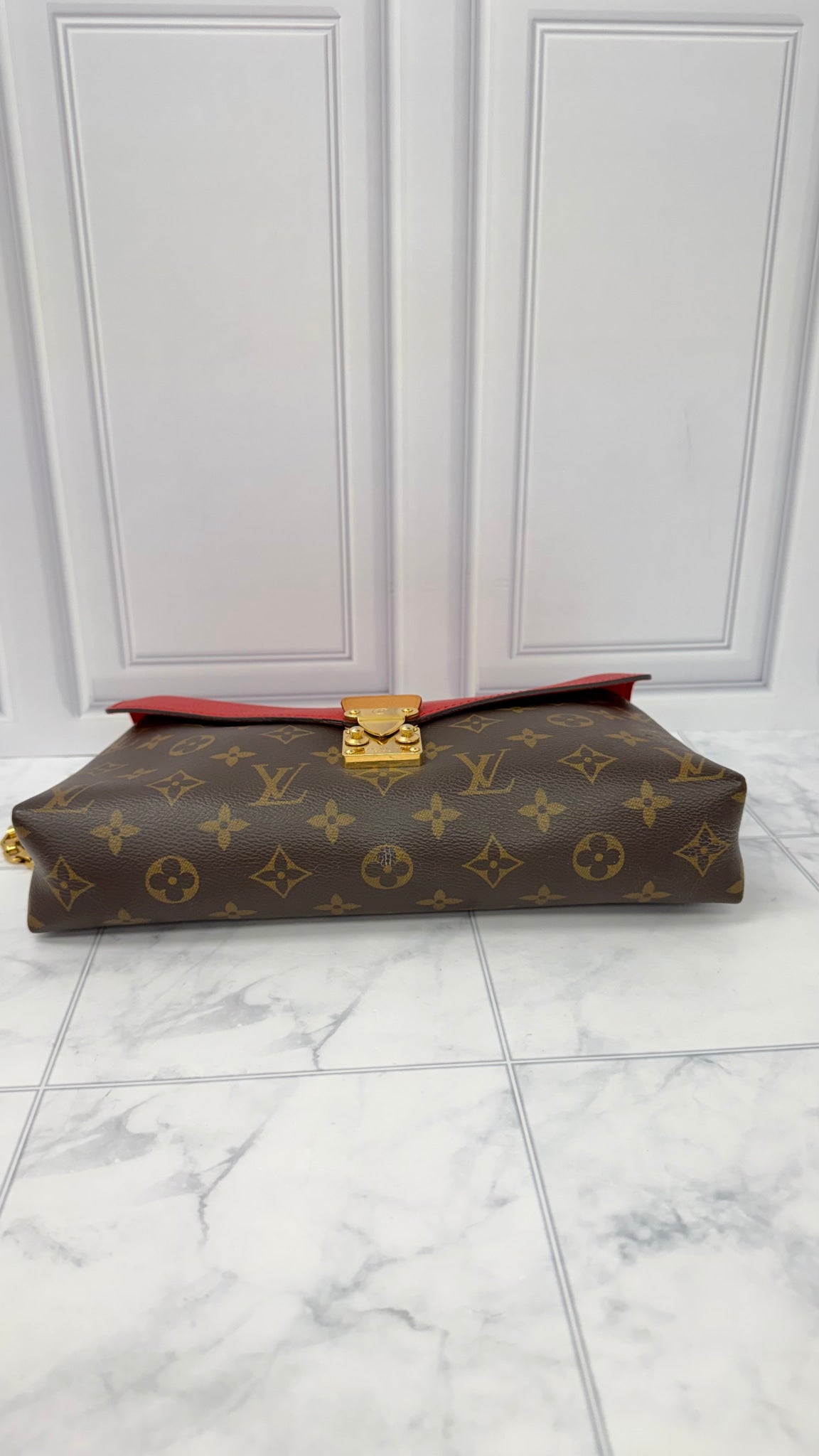 Louis Vuitton Monogram Pallas Chain Bag