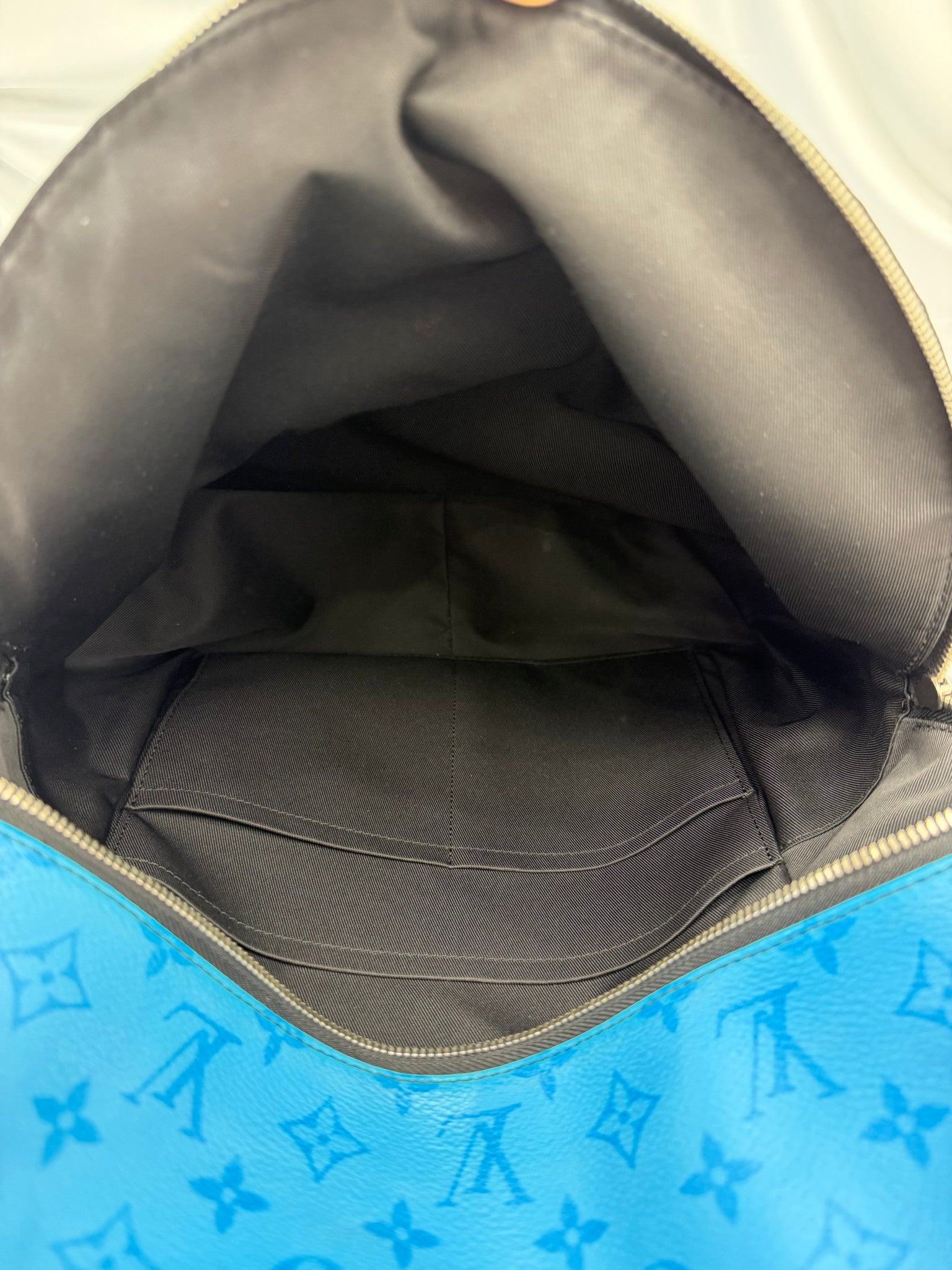 Louis Vuitton Miami Blue Taigarama Discovery Backpack