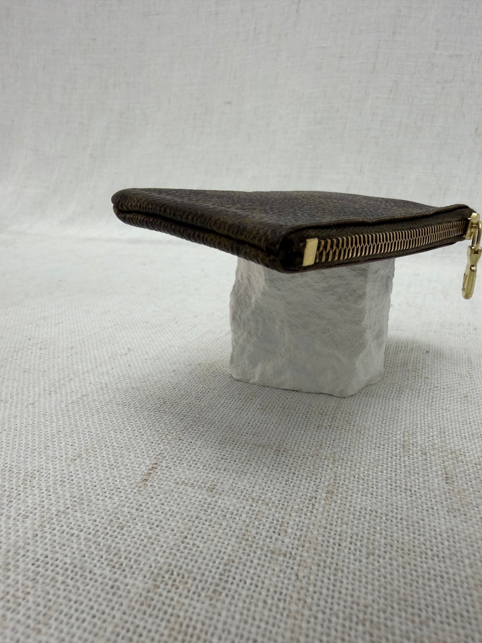 Louis Vuitton Monogram Key Cles