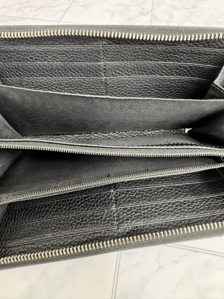 Gucci Black Grained Leather Long Zippy Wallet