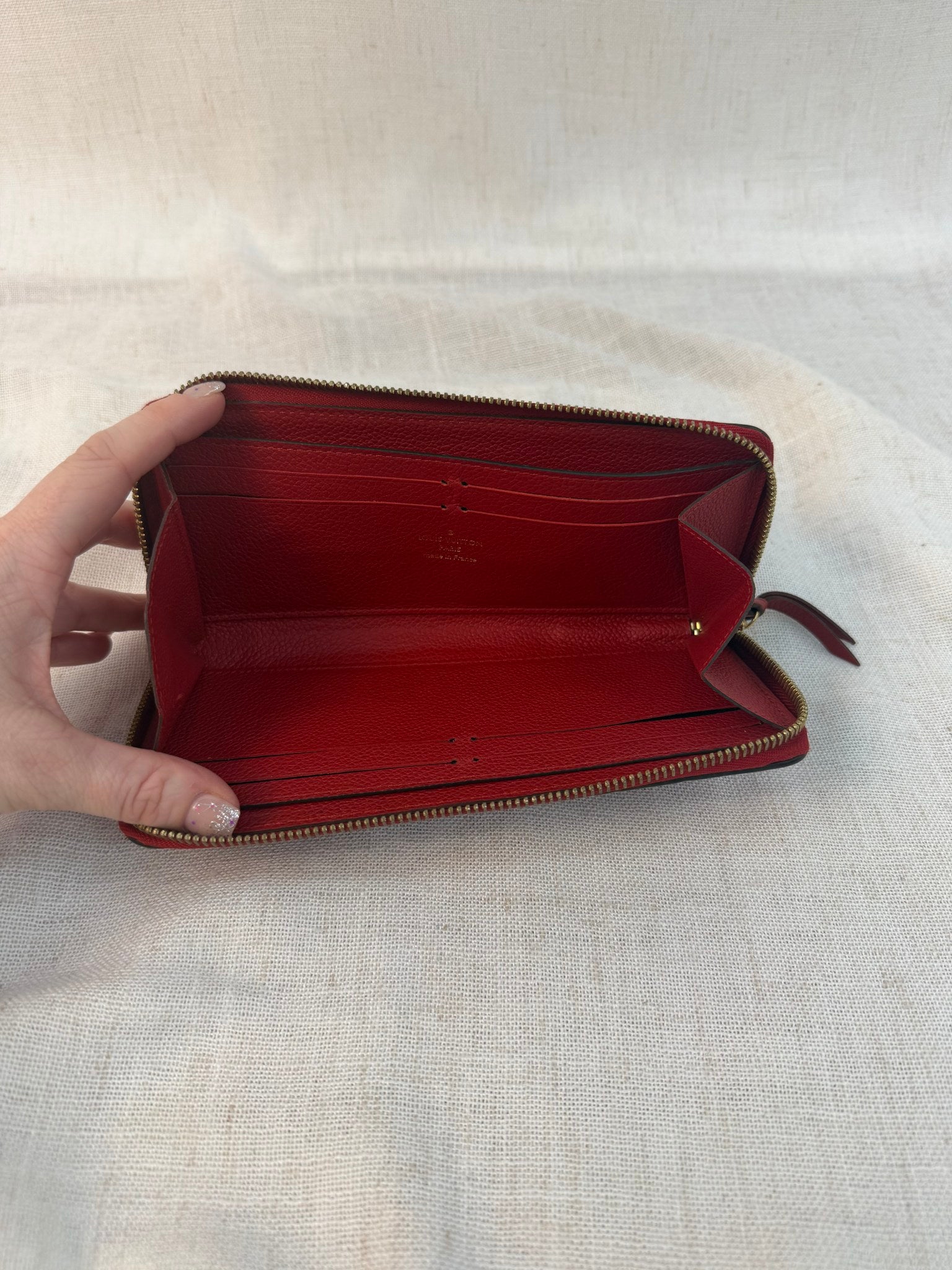 Louis Vuitton Red Leather Clemence Zippy Wallet