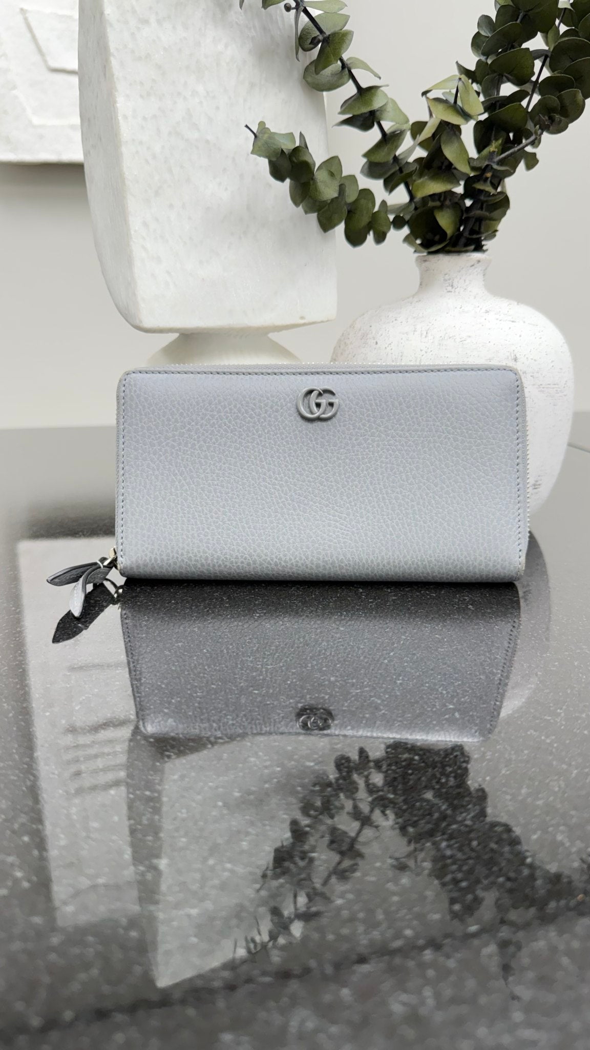 Gucci Grey Leather Monochrome Marmont Zippy Wallet