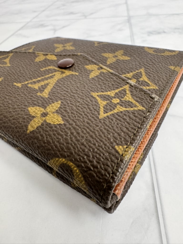 Louis Vuitton Monogram Elise Compact Wallet