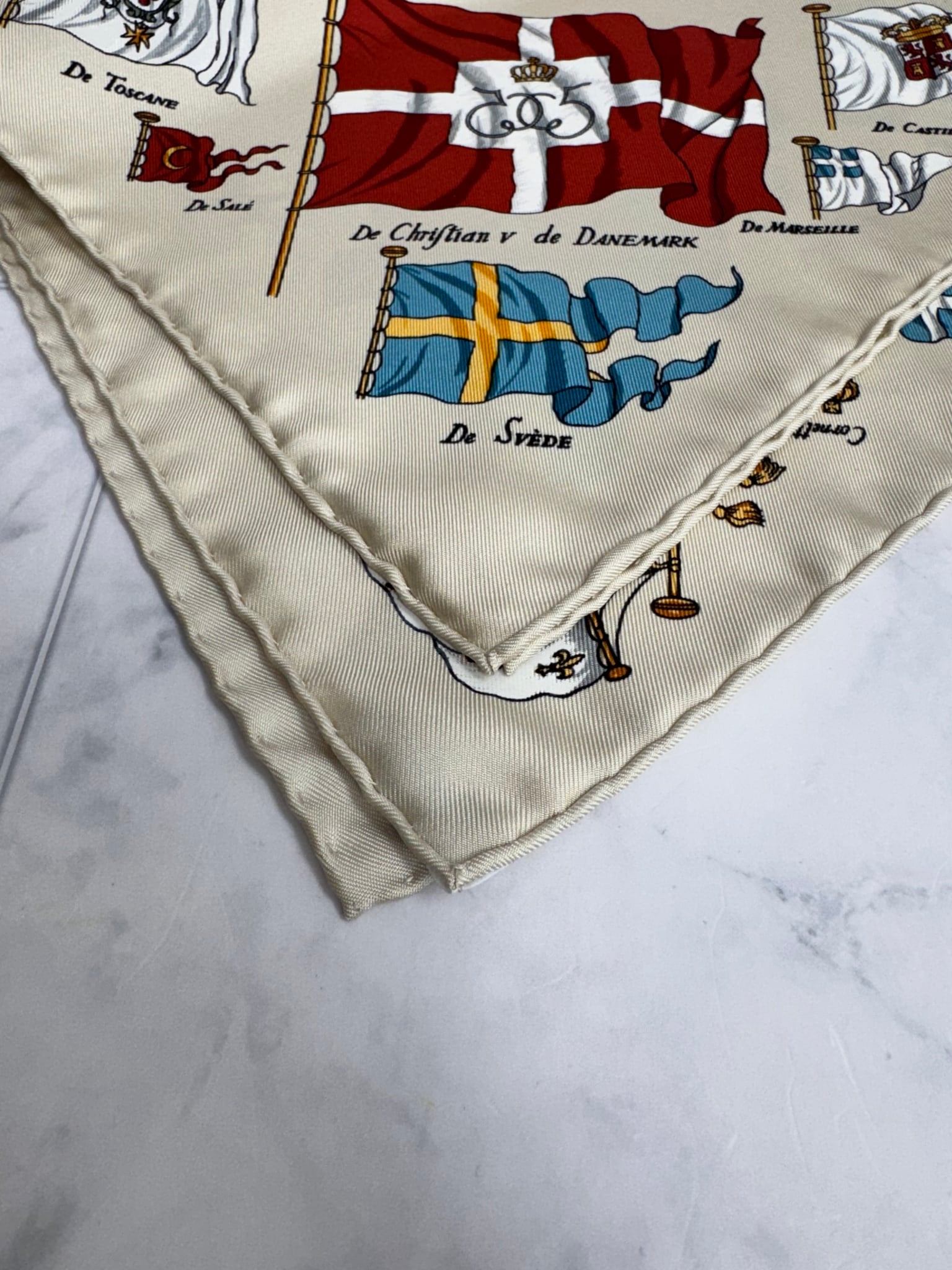 Hermes Cream And Red Silk Pavois Scarf