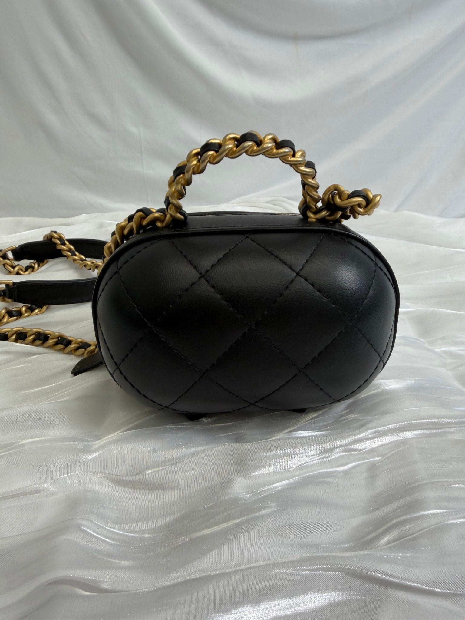 BRAND NEW Chanel Black Calfskin Bubble Top Handle Vanity Bag