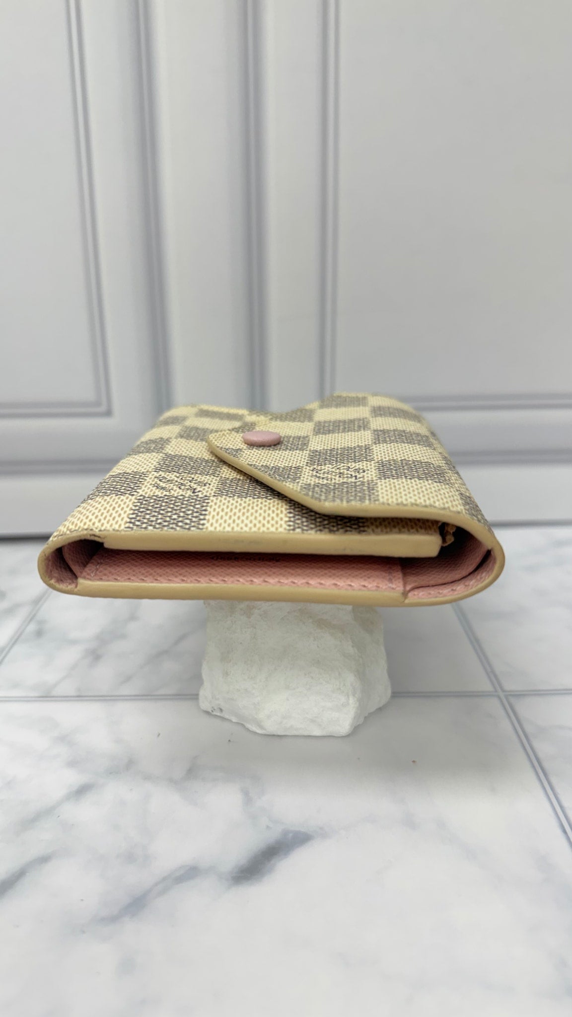 Louis Vuitton Damier Azur Pink Victorine Wallet