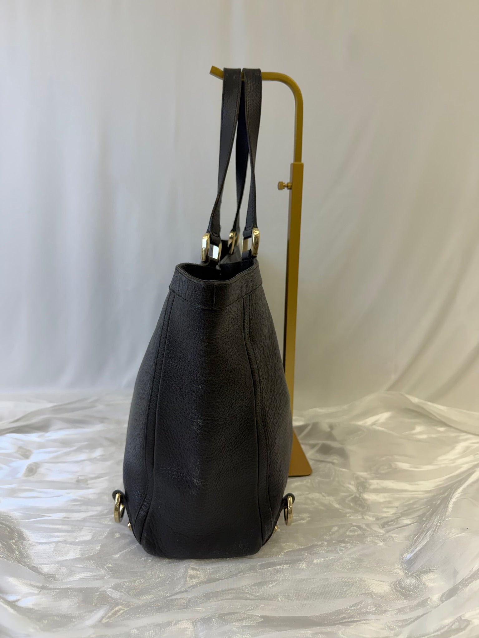 Gucci Black Leather Abbey Tote