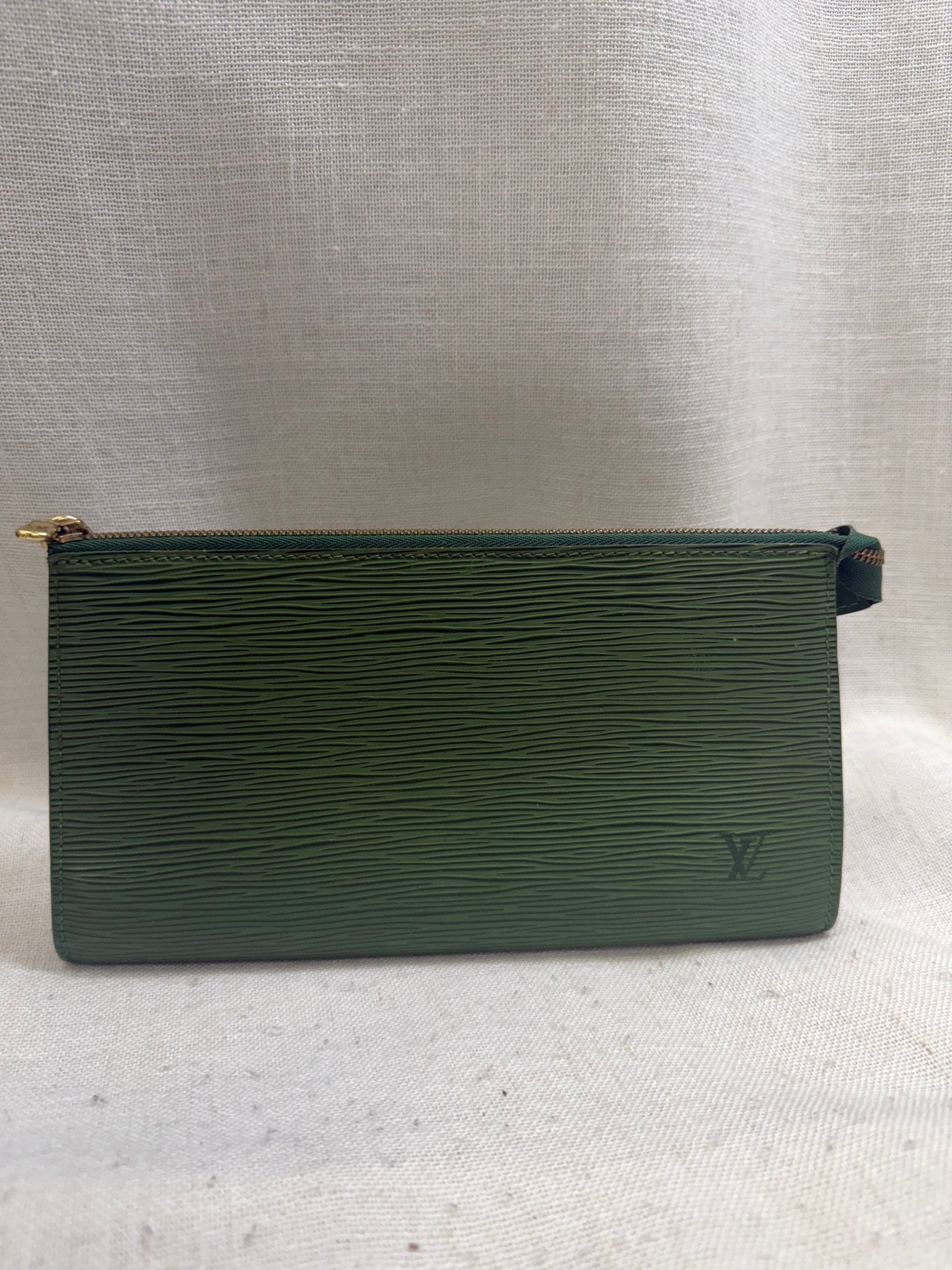 Louis Vuitton Green Epi Leather Leather Pochette Accessoires
