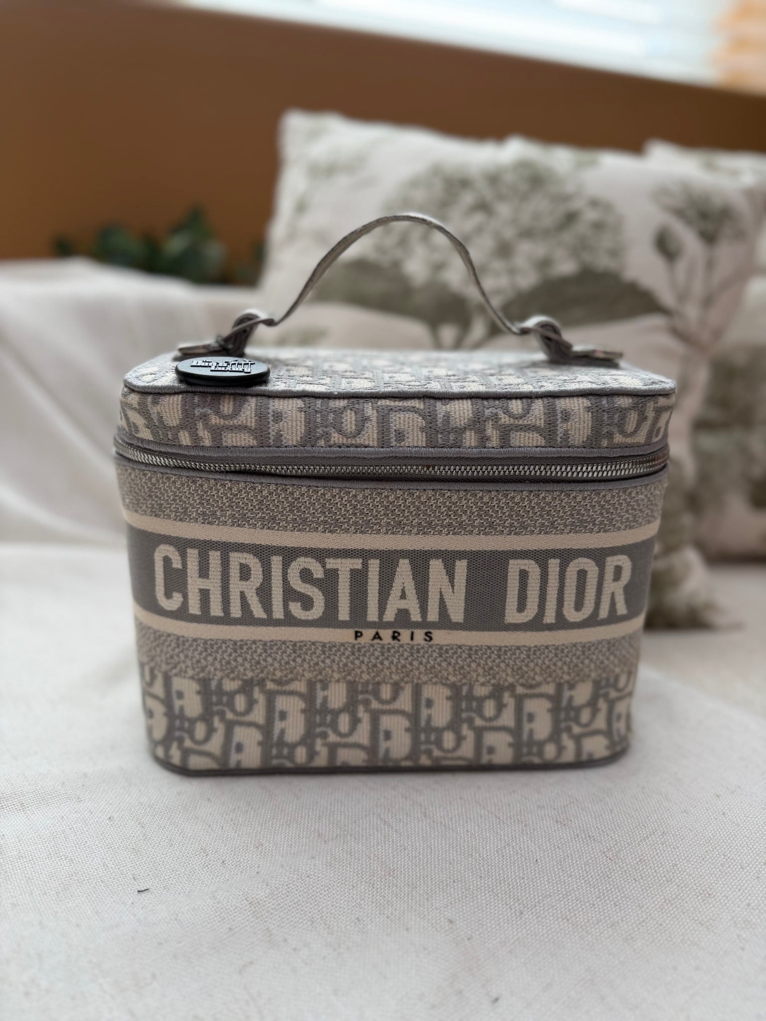 Christian Dior Grey Obilque Diortravel Vanity