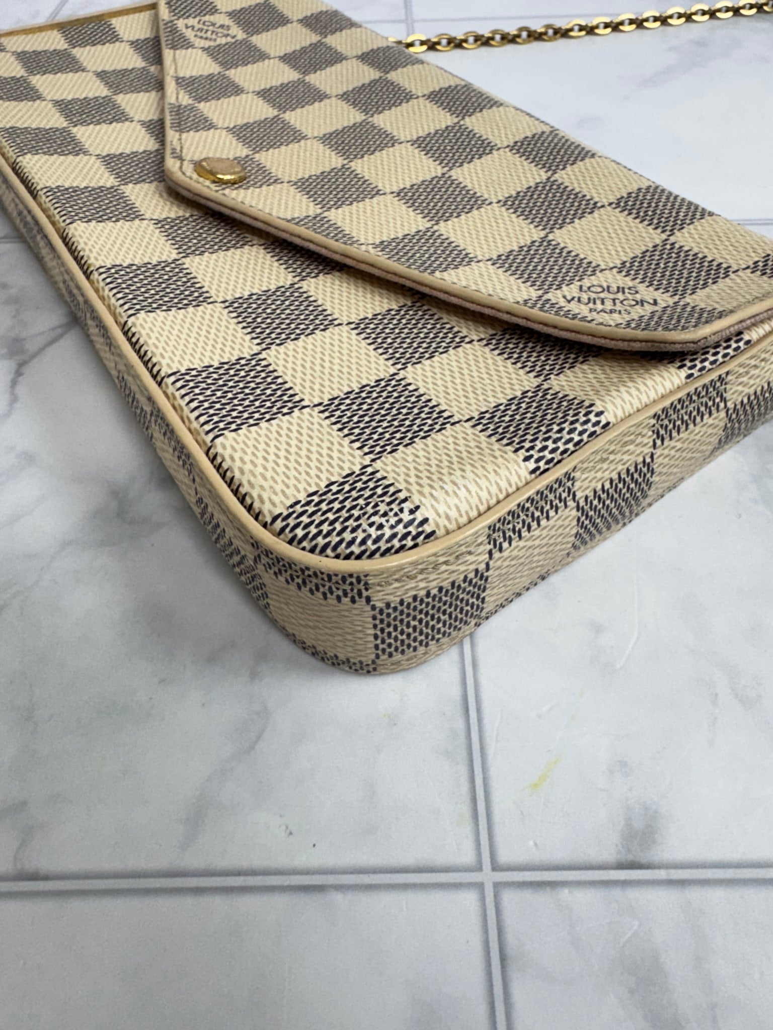 Louis Vuitton Damier Azur Felicie Pochette