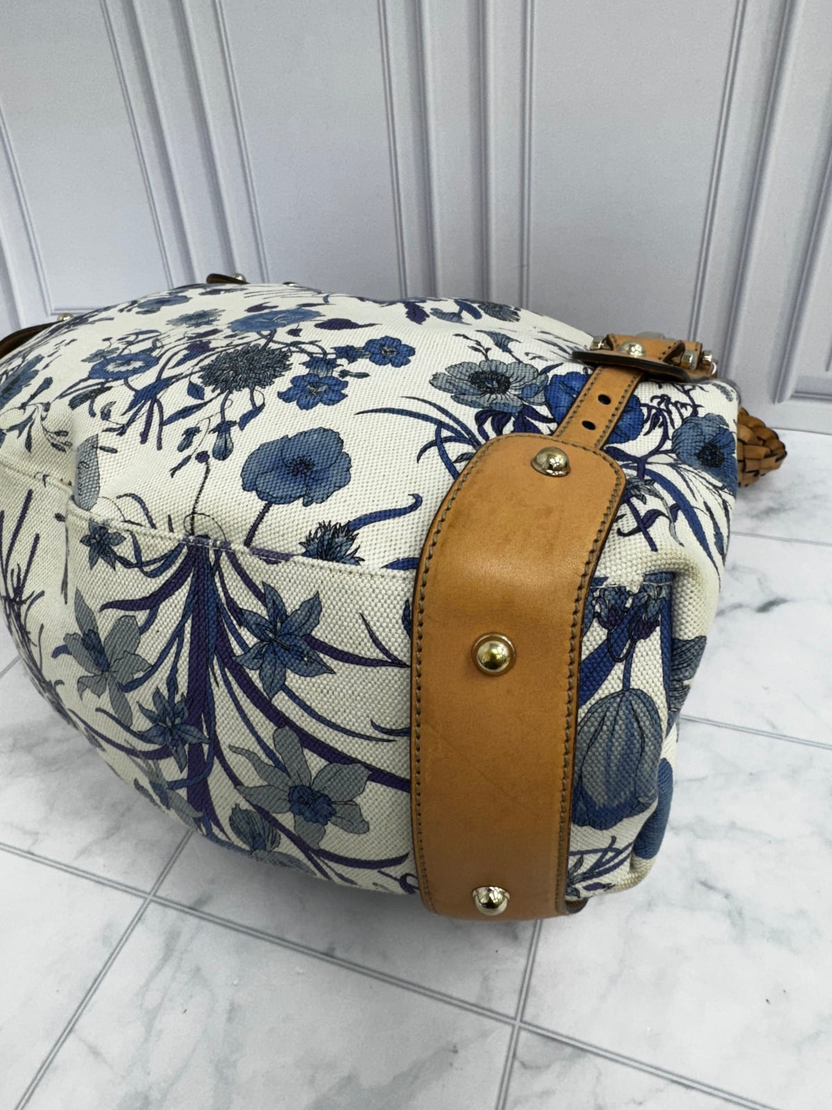 Gucci White & Blue Floral Print Canvas Pelham Large Tote Bag