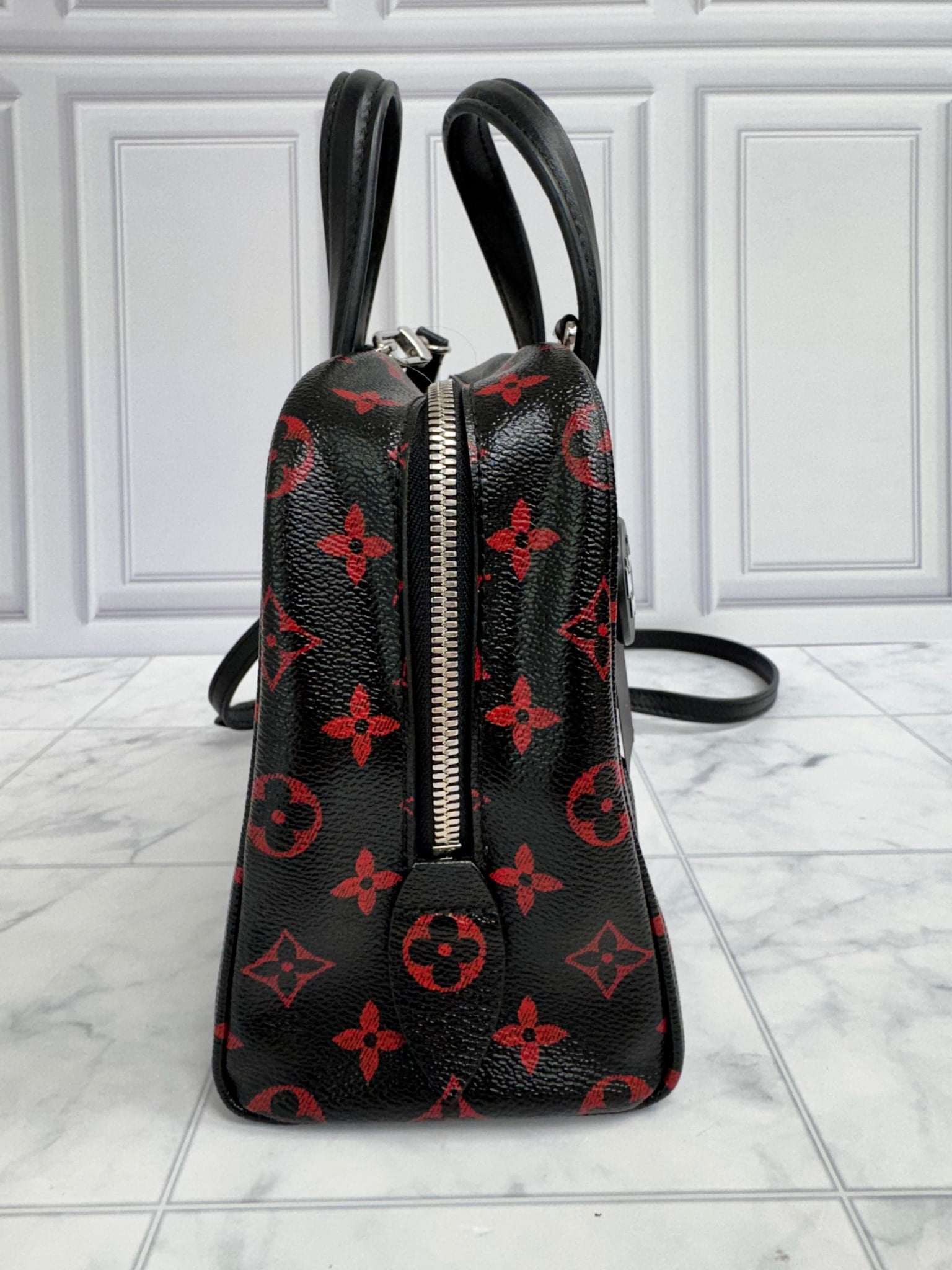 Louis Vuitton Infrarouge Monogram Dora Soft BB 2way Bag