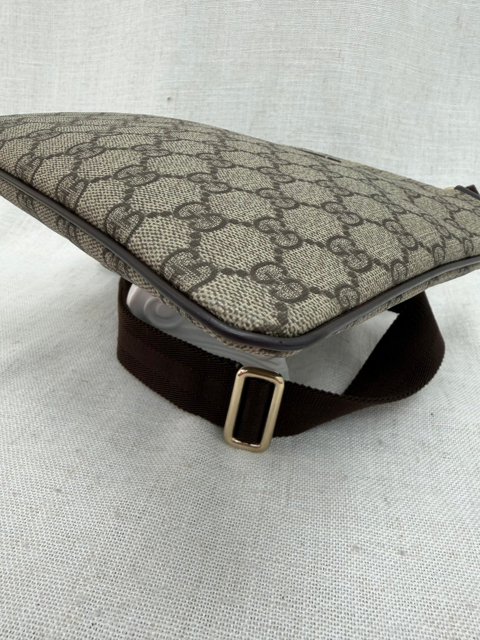 Gucci GG Supreme Canvas Crossbody Bag