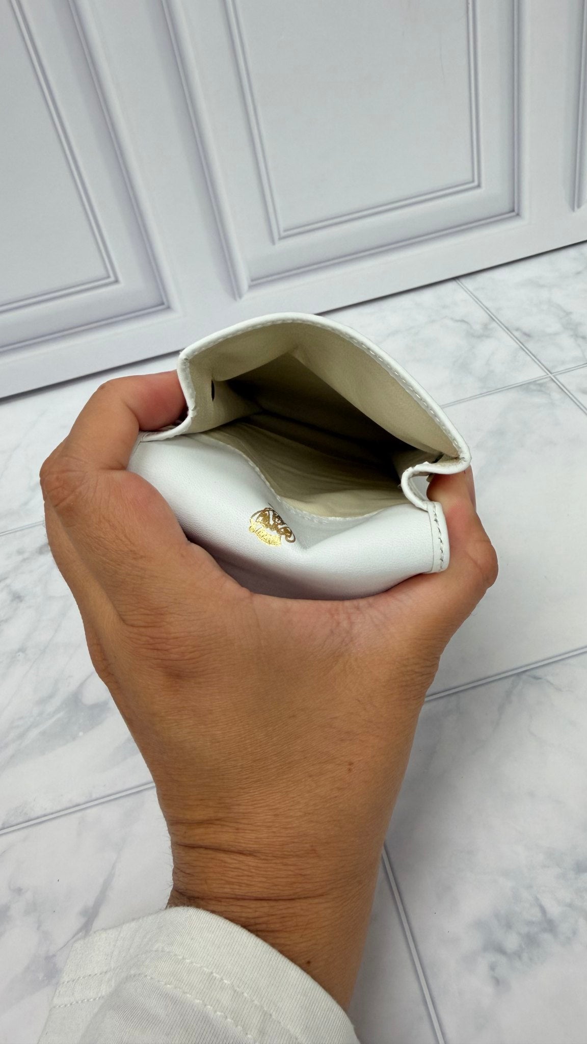Gucci Vintage White Canvas Floral Phone Holder