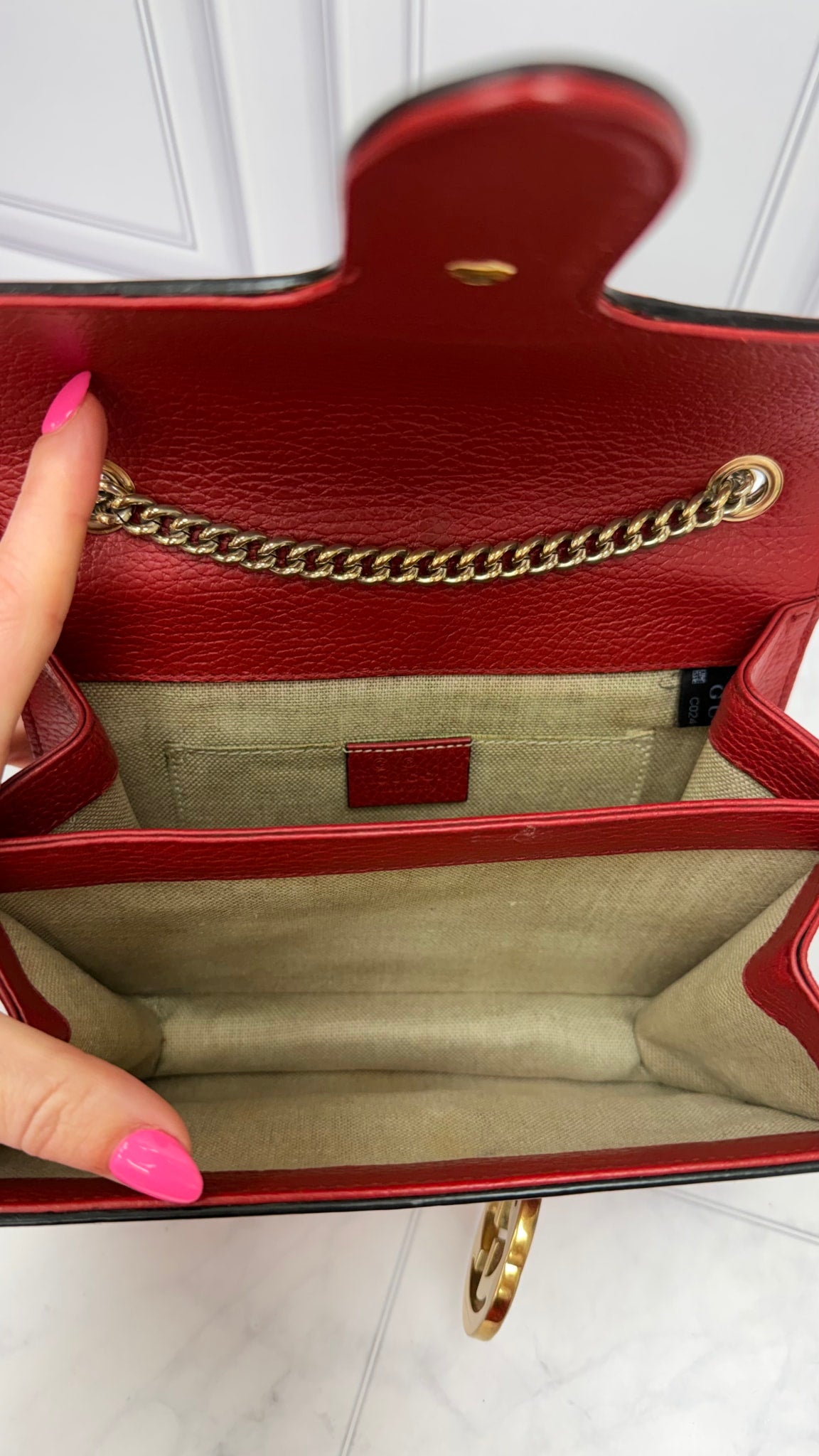Gucci Red Leather Interlocking G Chain Crossbody
