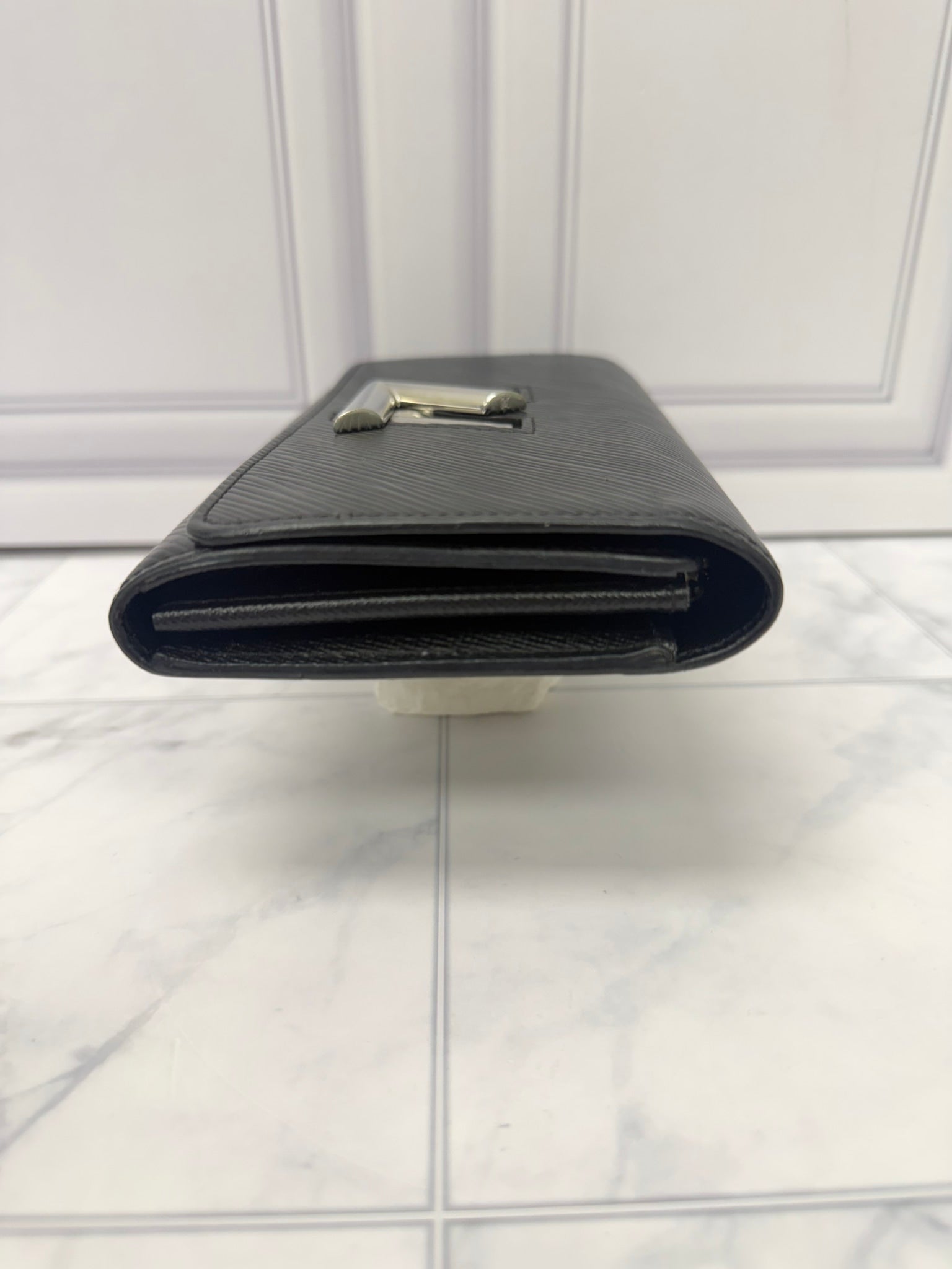 Louis Vuitton Black Epi Leather Twist Wallet
