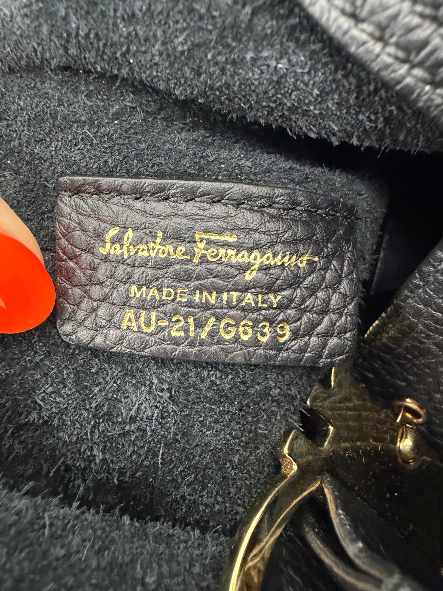 Salvatore Ferragamo Black Leather Crossbody Bucket Bag