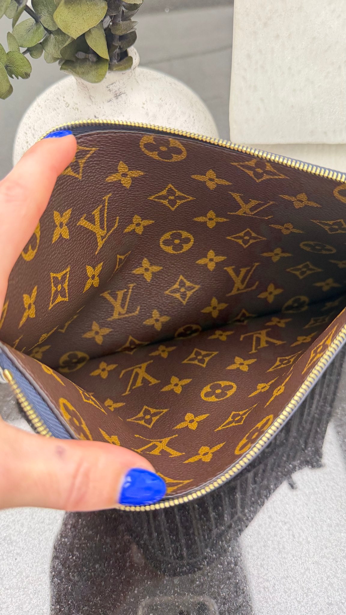 BRAND NEW - Louis Vuitton Navy Leather Neverfull Inside Out MM Pochette