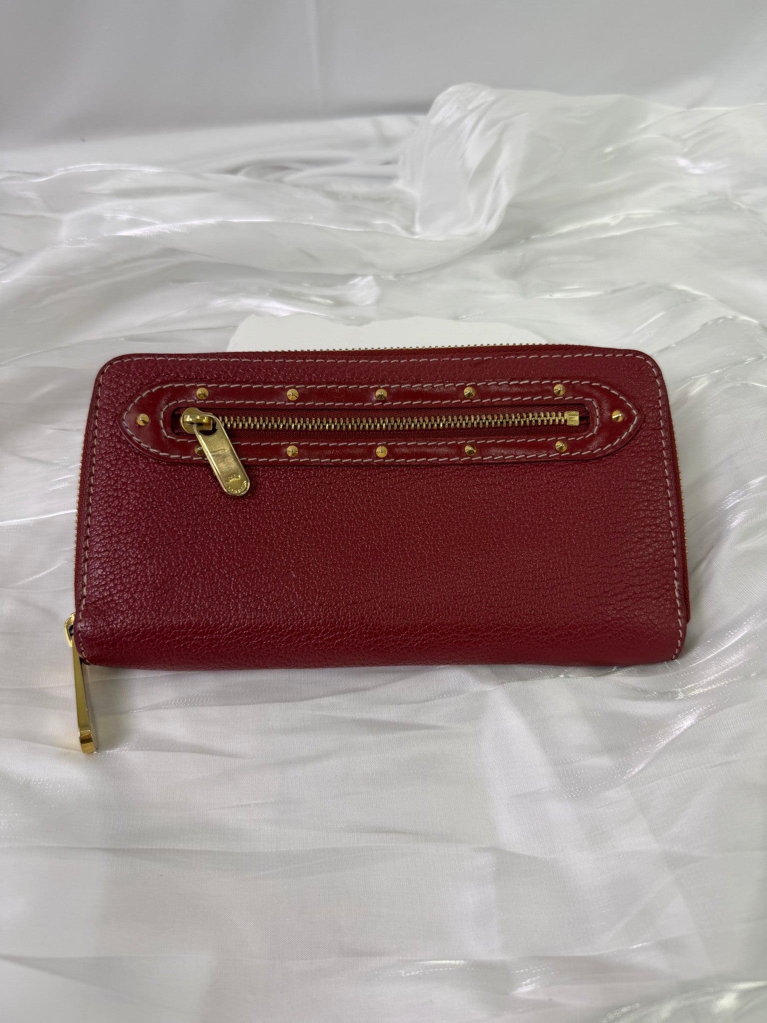 Louis Vuitton Red Leather Zippy Wallet