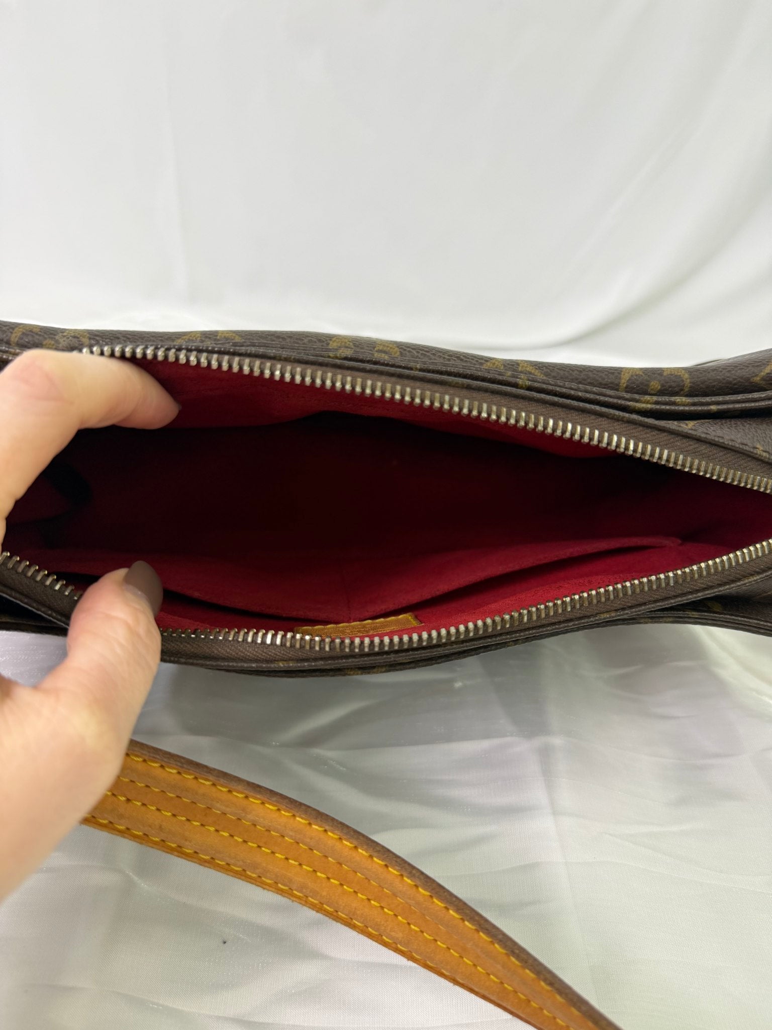 Louis Vuitton Monogram Viva Cite MM Shoulder Bag