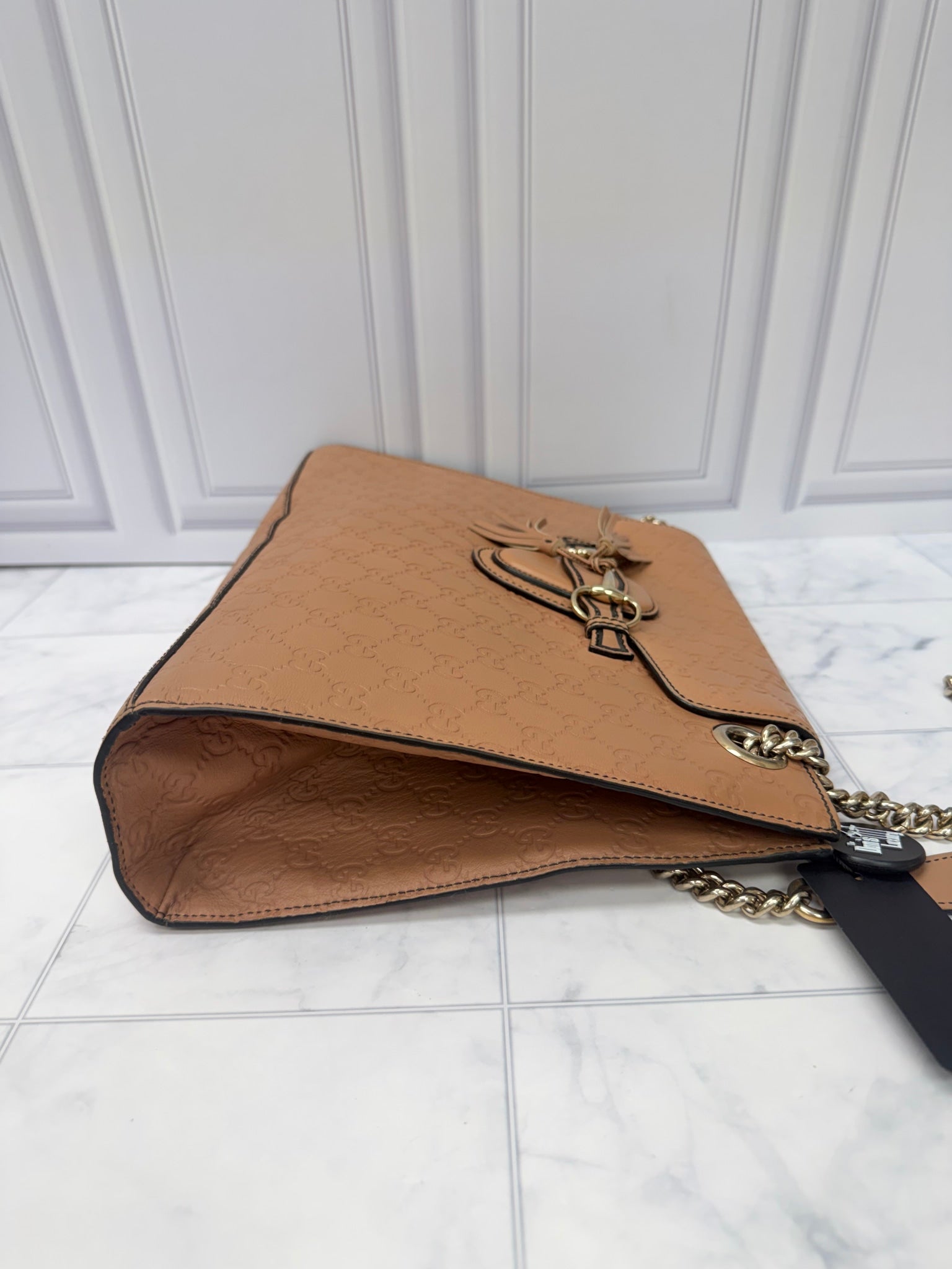 Gucci Beige Guccissima Embossed Leather Emily Large Chain Shoulder Bag