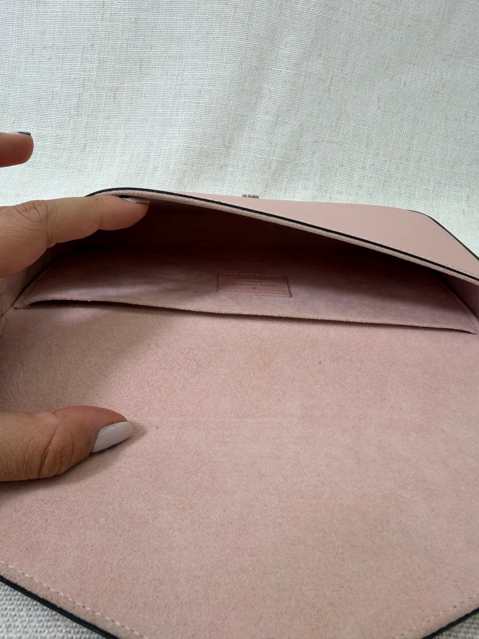 Louis Vuitton Rose ballerine Epi Leather Felicie Pochette Crossbody