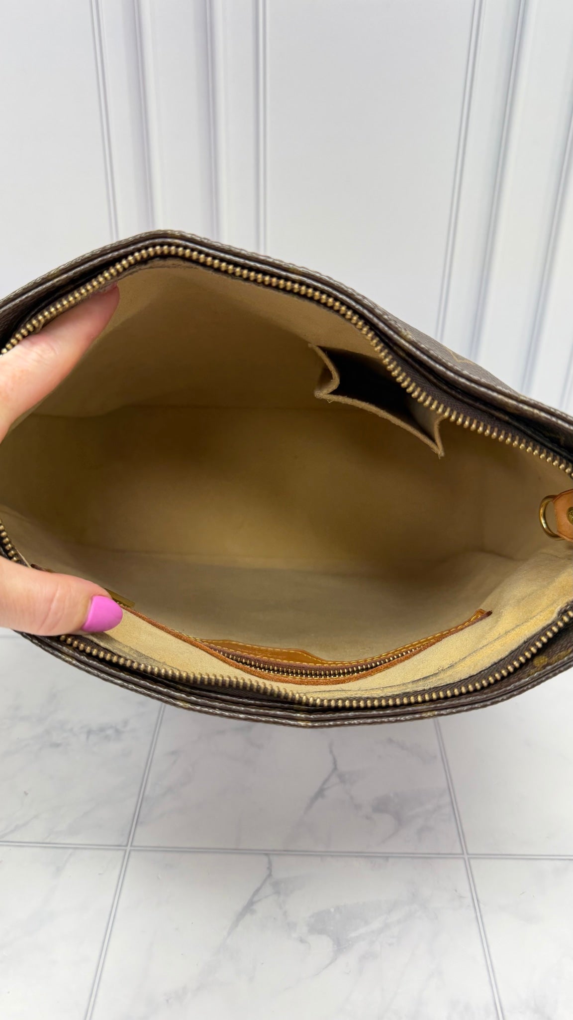 Louis Vuitton Monogram Looping Bag GM