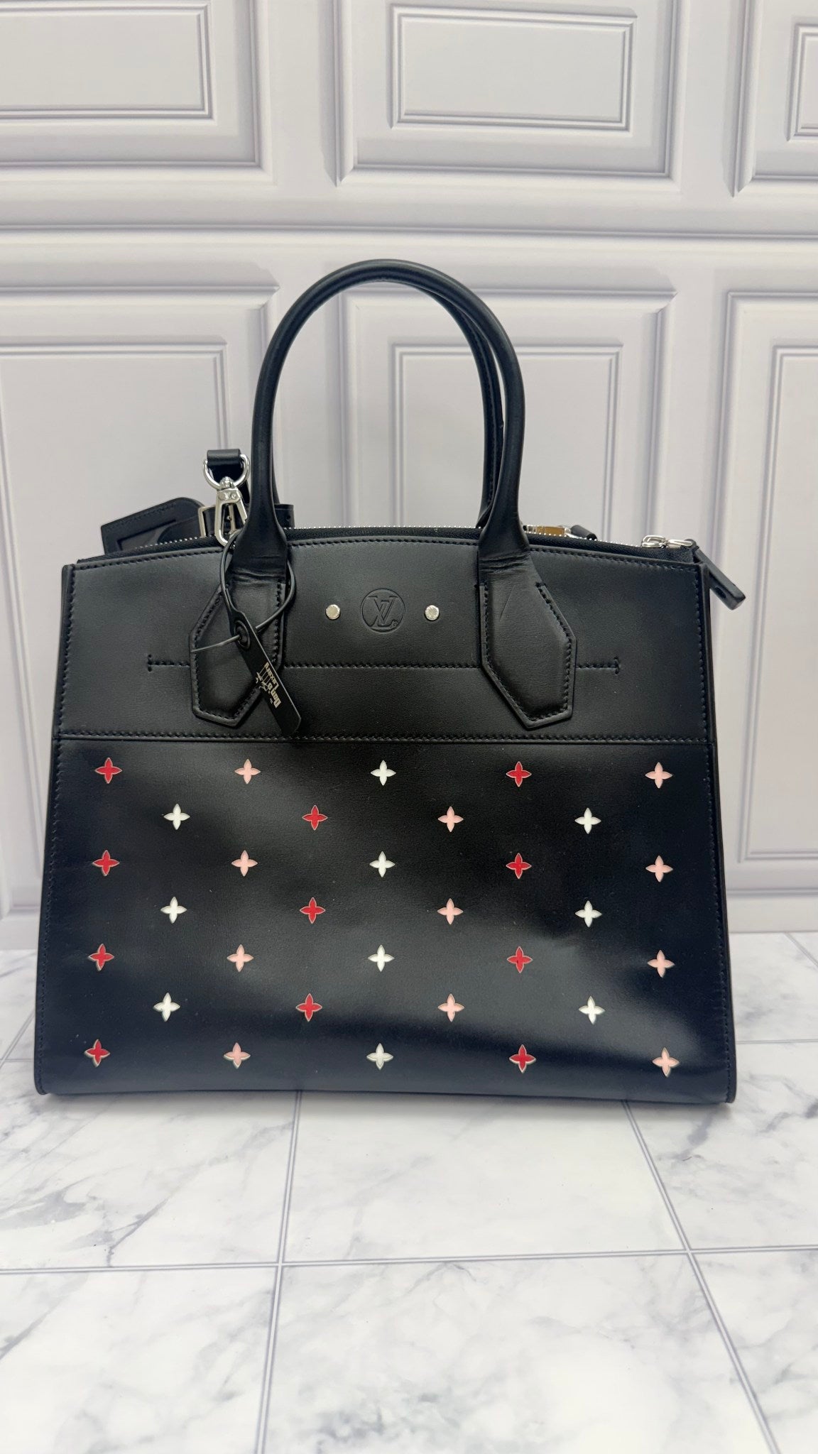 Louis Vuitton Black Leather City Steamer MM Handbag