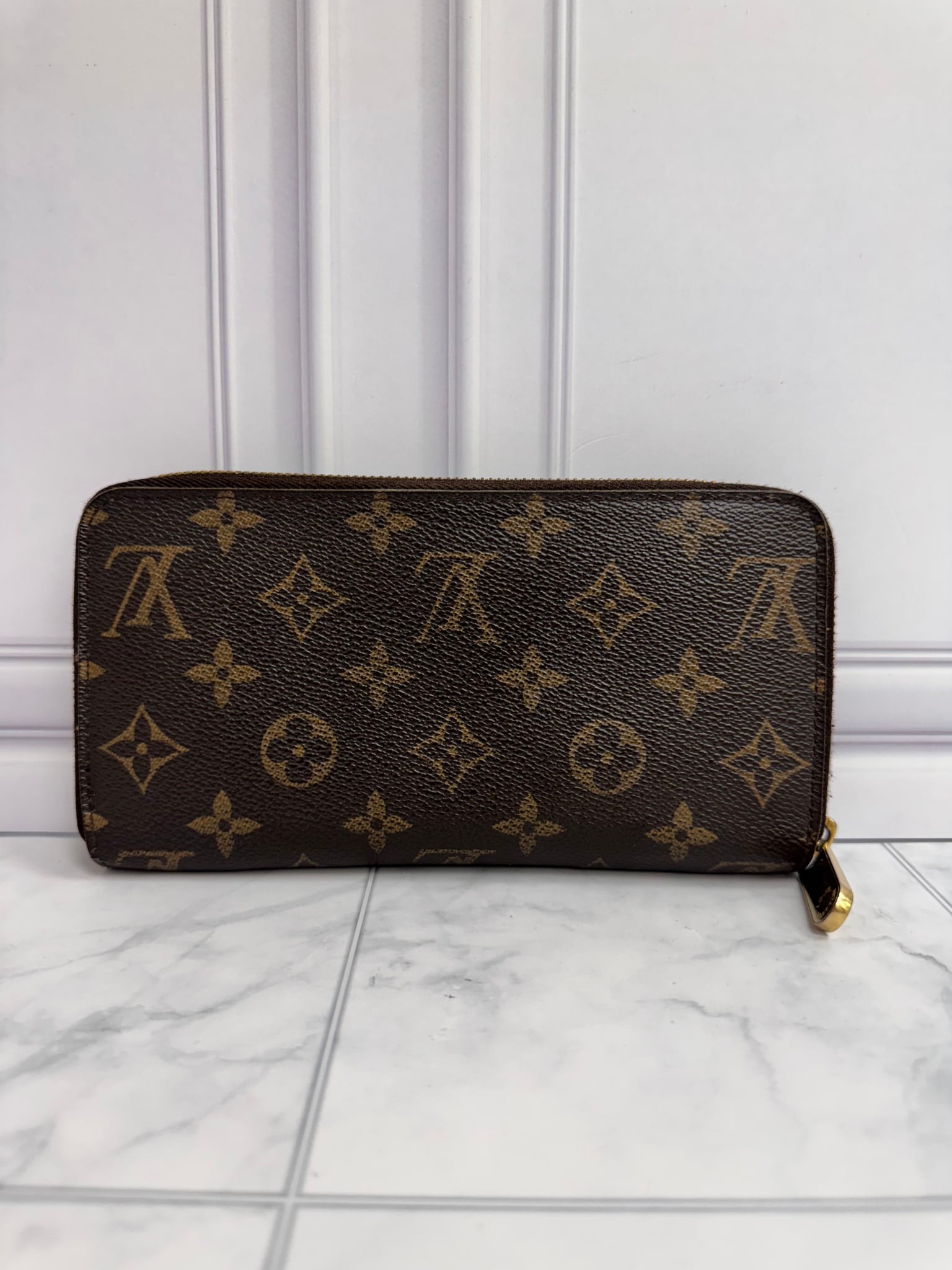 Louis Vuitton Monogram Long Zippy Wallet